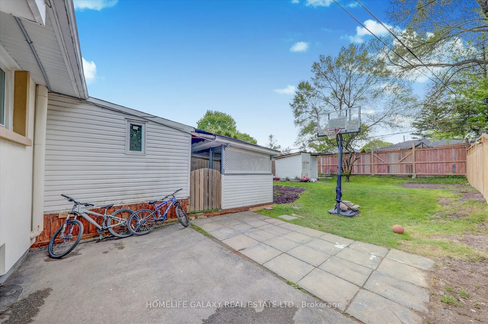 71 Sundance Crescent