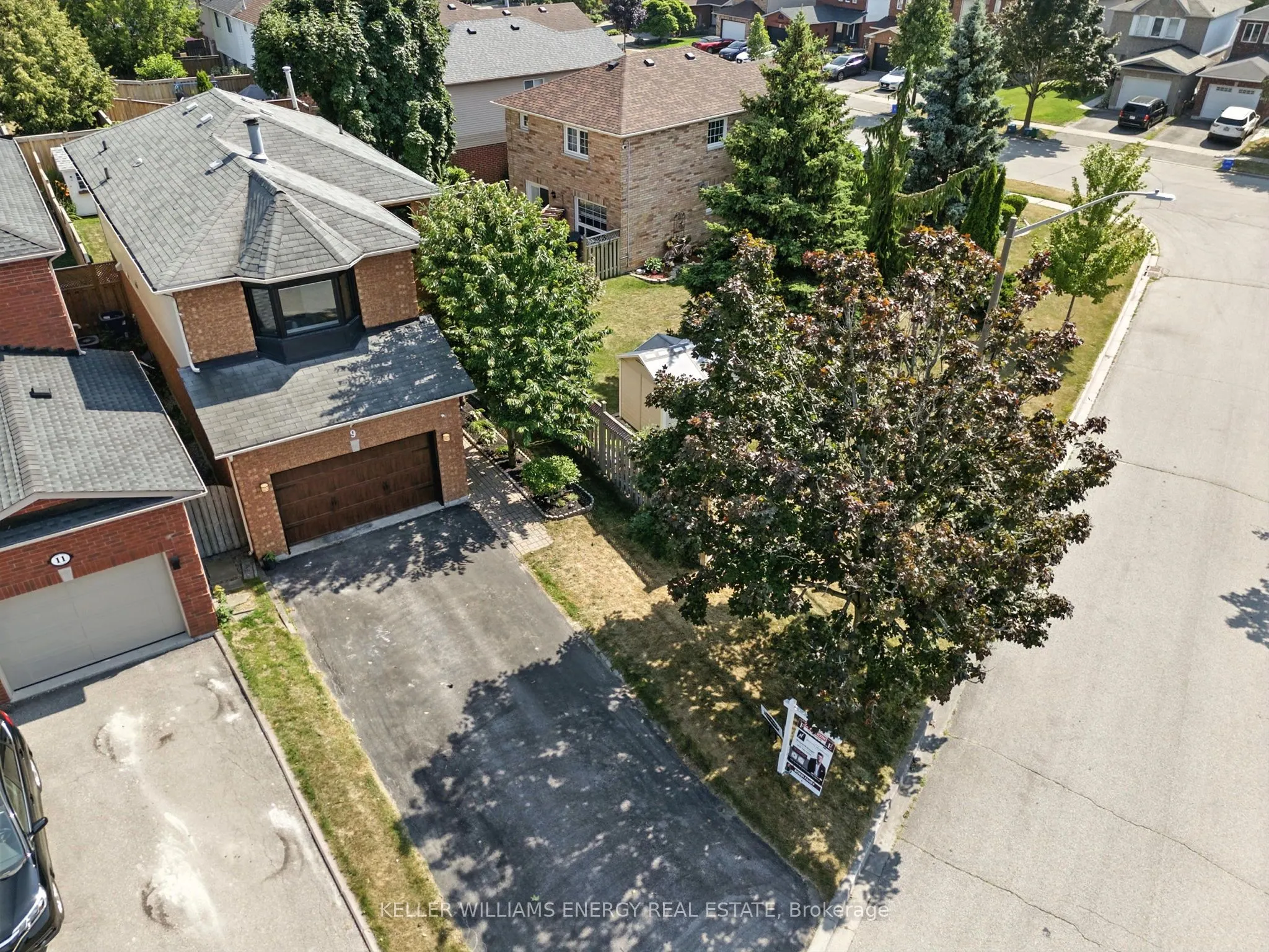9 Glen Ray Court