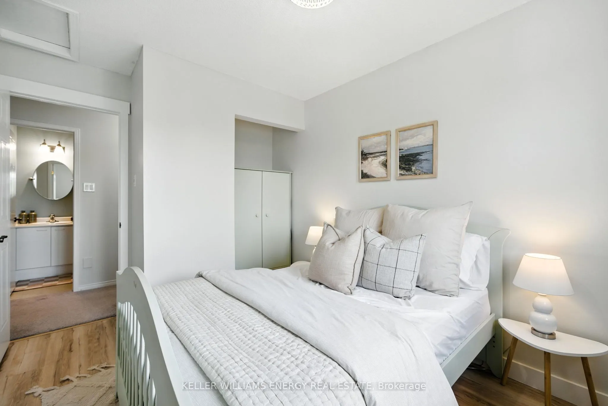 9 Glen Ray Court