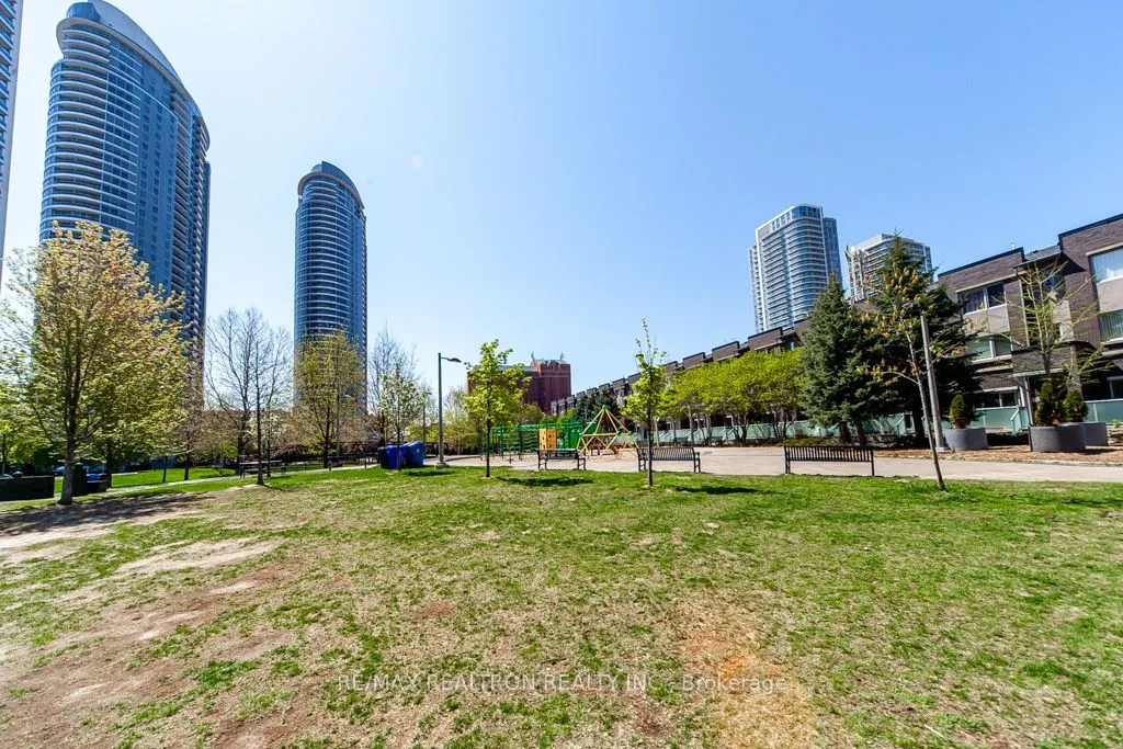 225 Village Green Square #1004