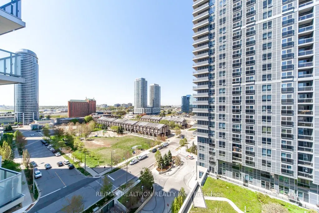 225 Village Green Square #1004