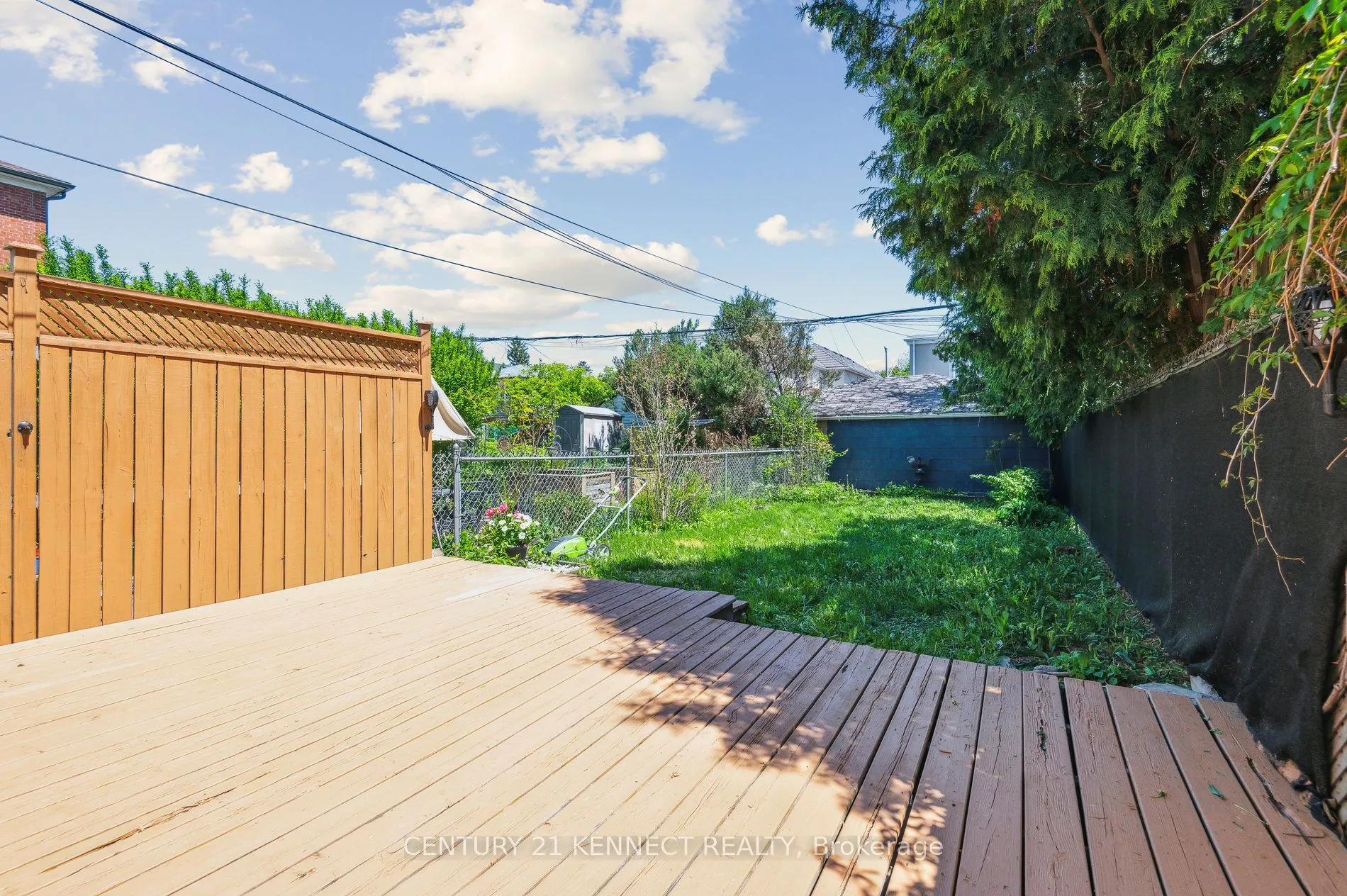 21 Frankdale Avenue