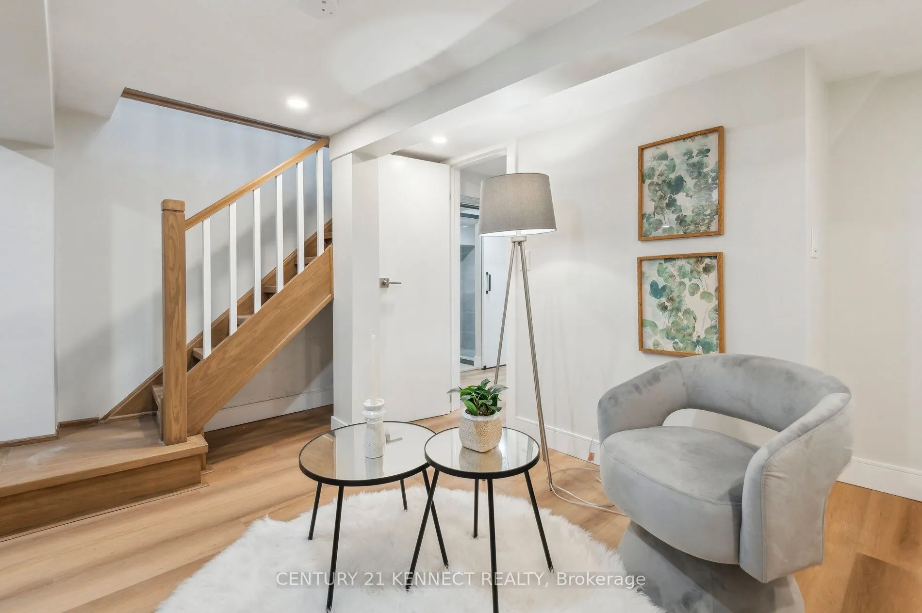 21 Frankdale Avenue