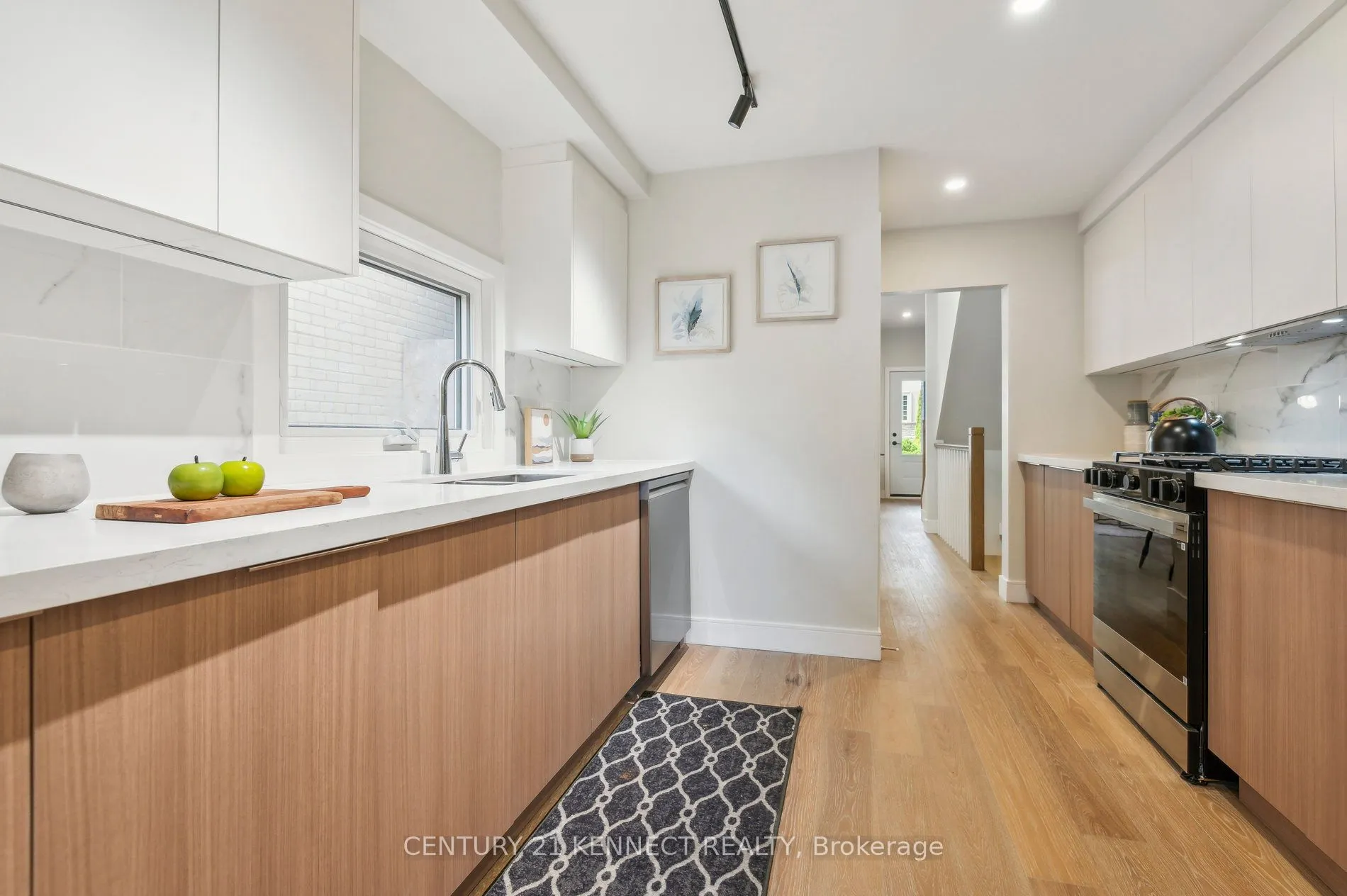 21 Frankdale Avenue