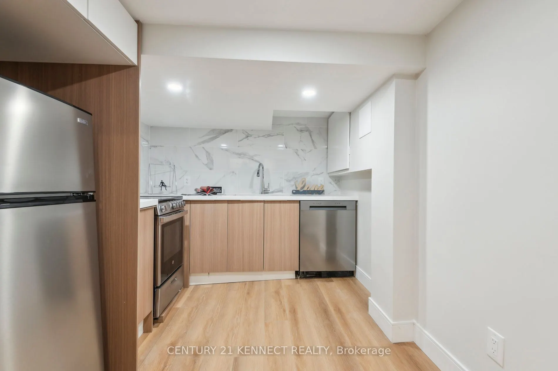 21 Frankdale Avenue