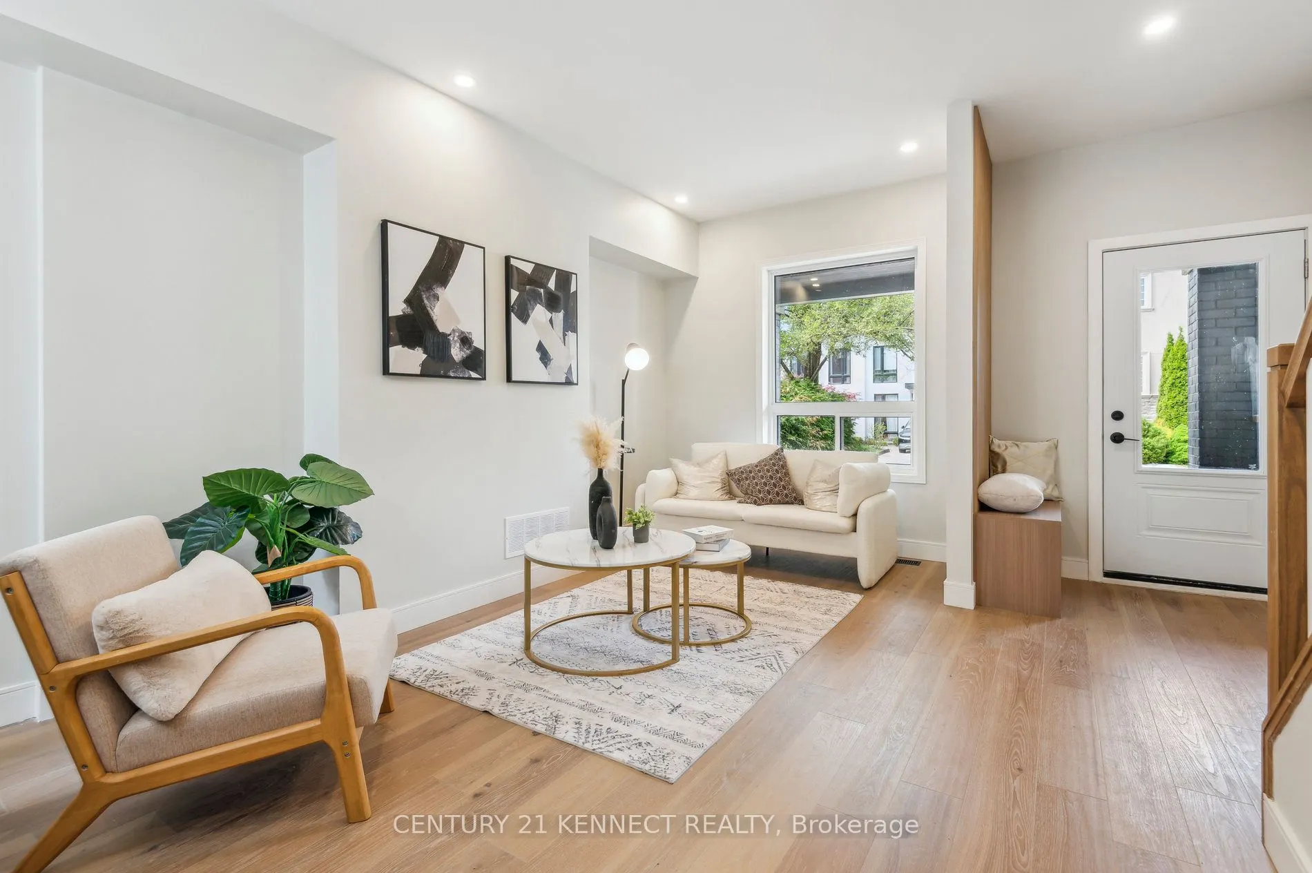 21 Frankdale Avenue
