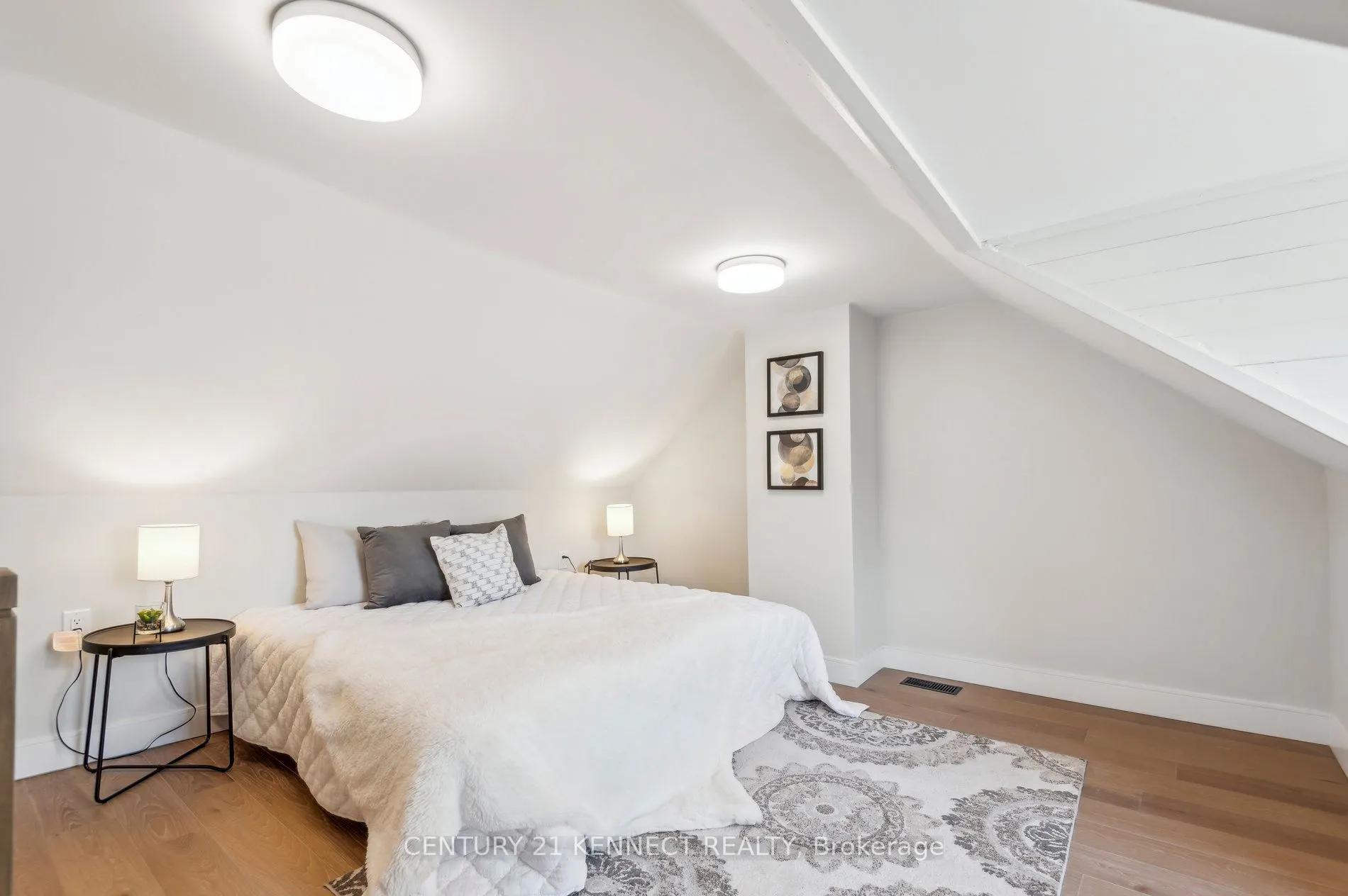 21 Frankdale Avenue