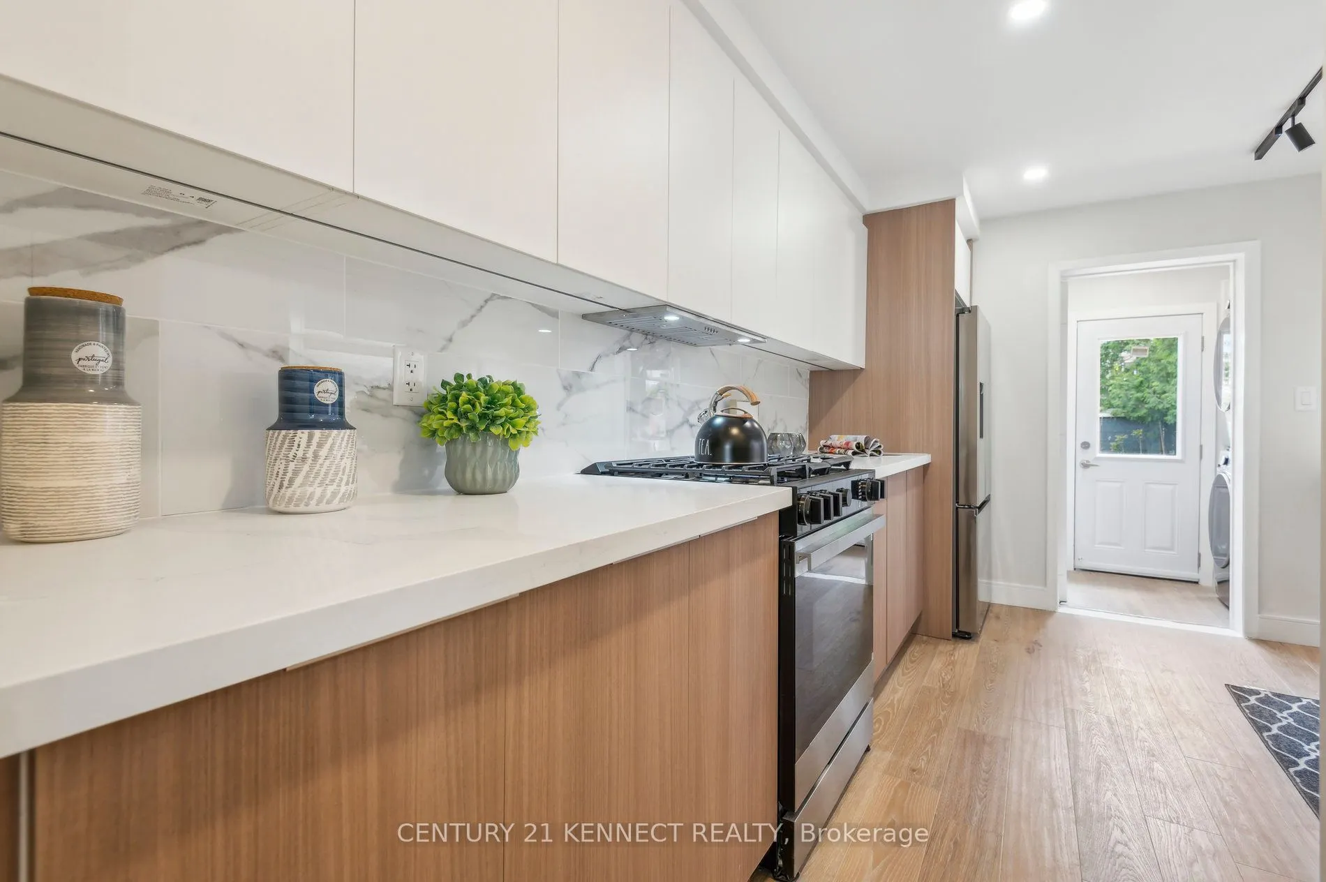 21 Frankdale Avenue