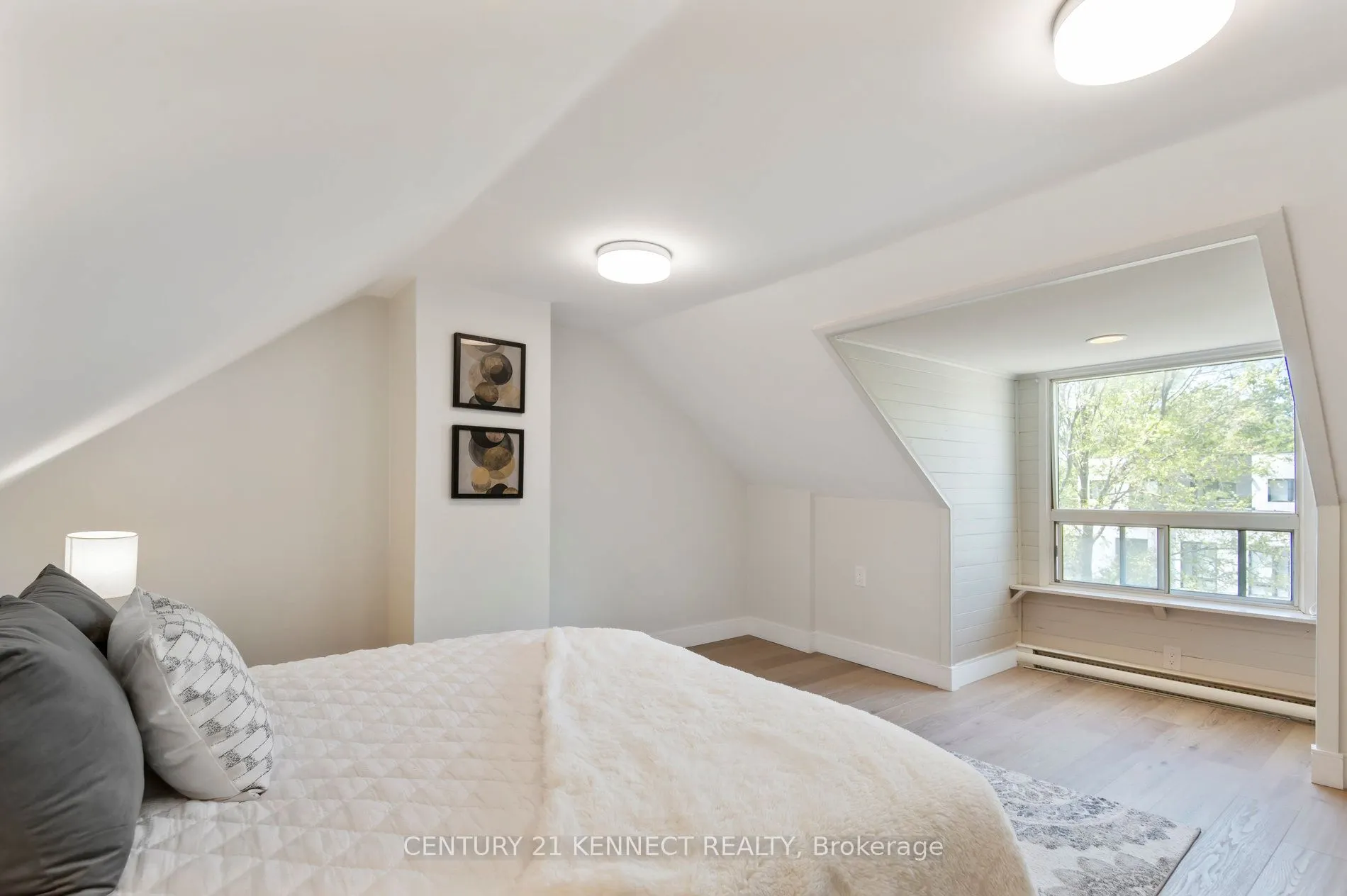 21 Frankdale Avenue