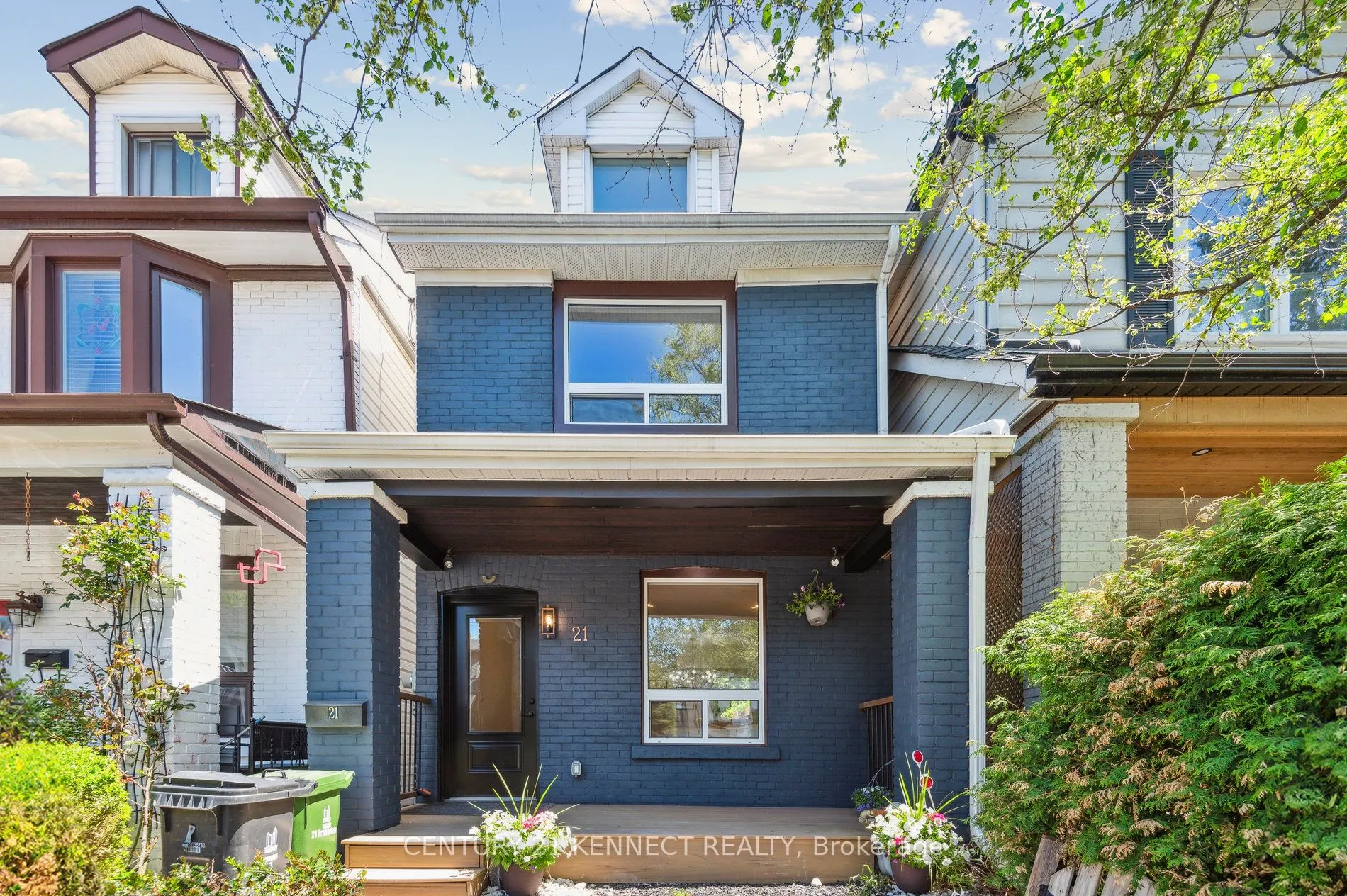 21 Frankdale Avenue