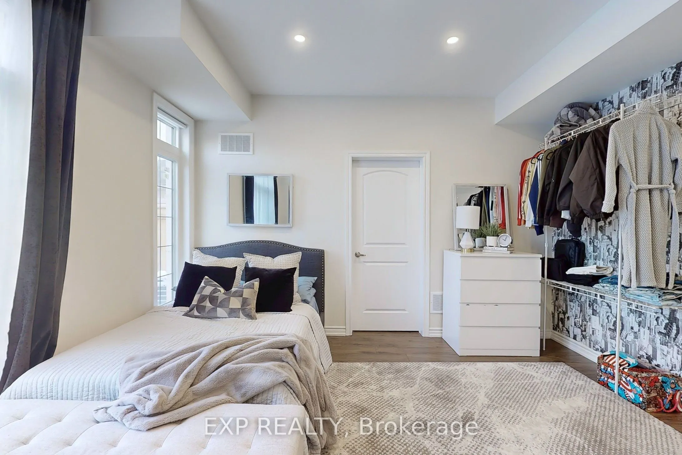 13 Seagrave Lane