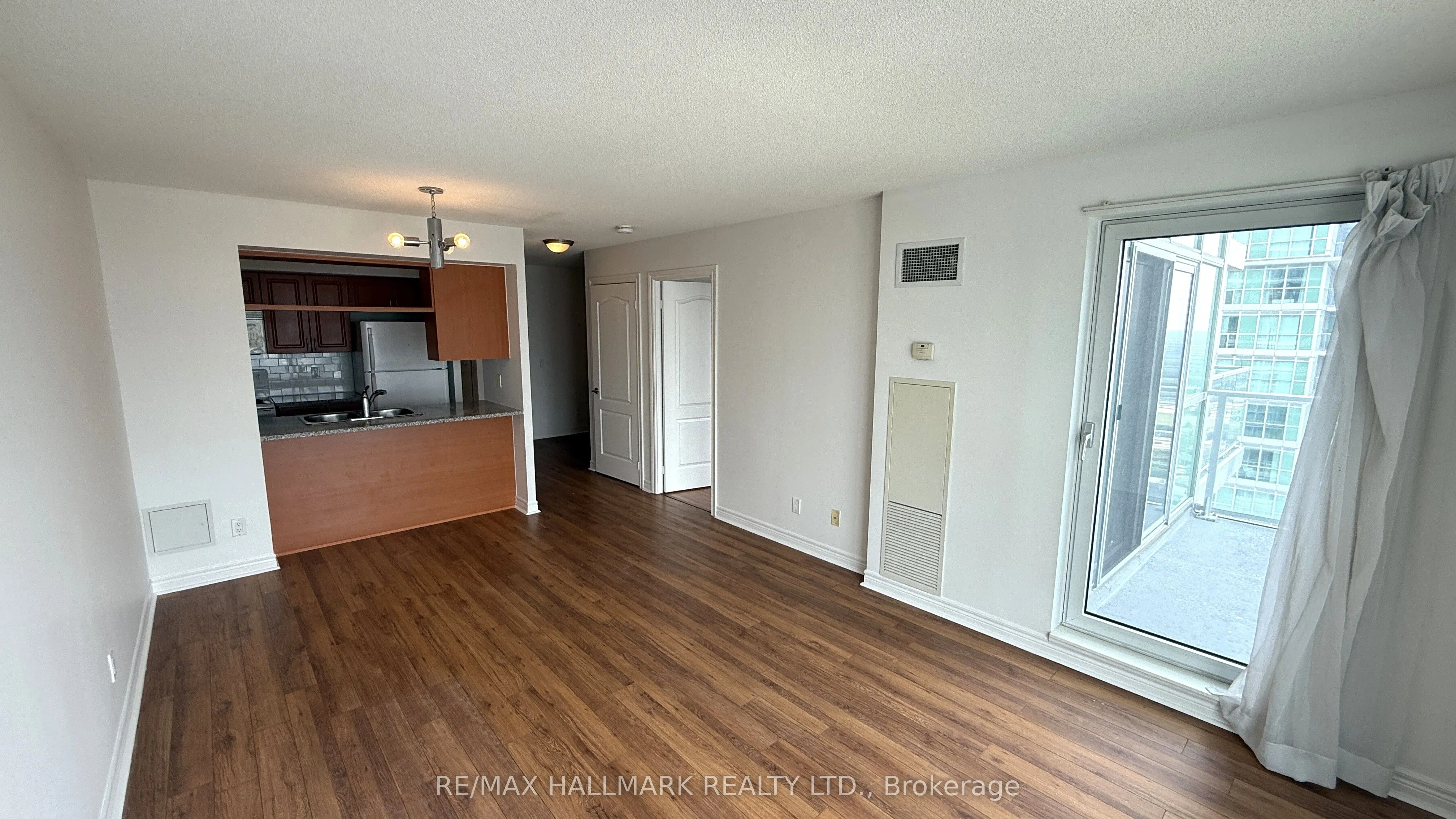 70 Town Centre Court, #3208