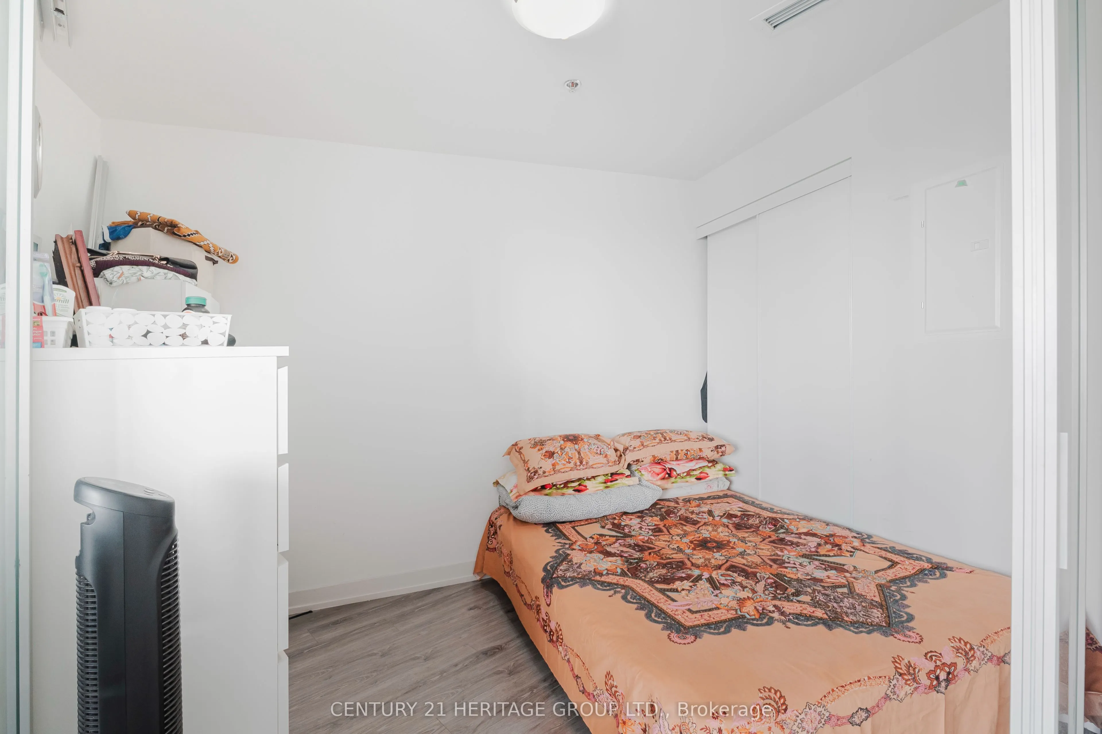 90 GLEN EVEREST Road, #912