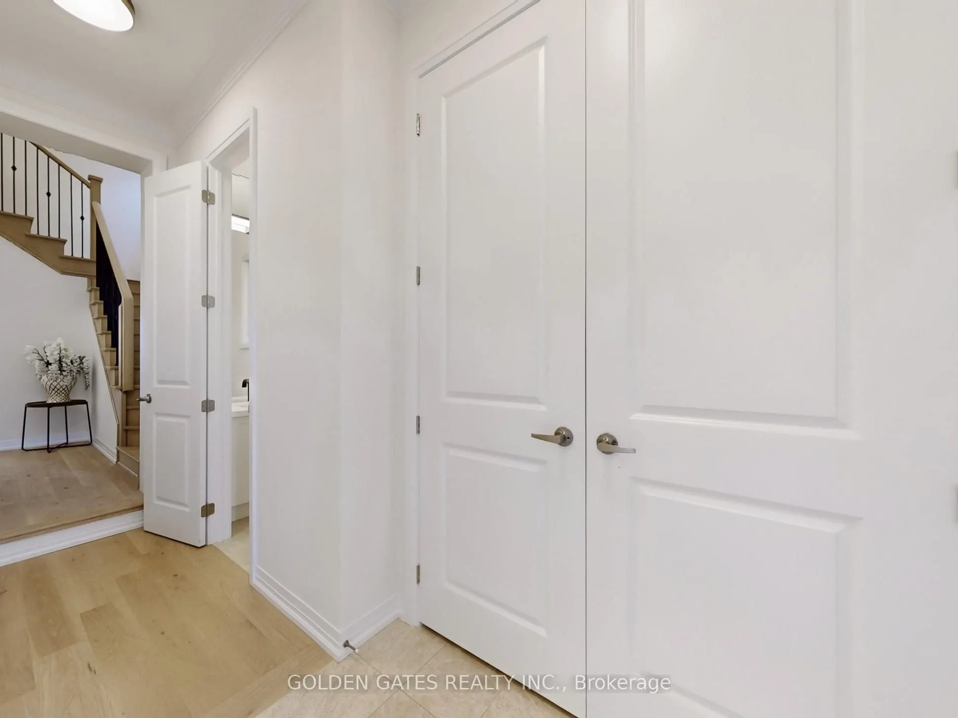 469 Balsam Street