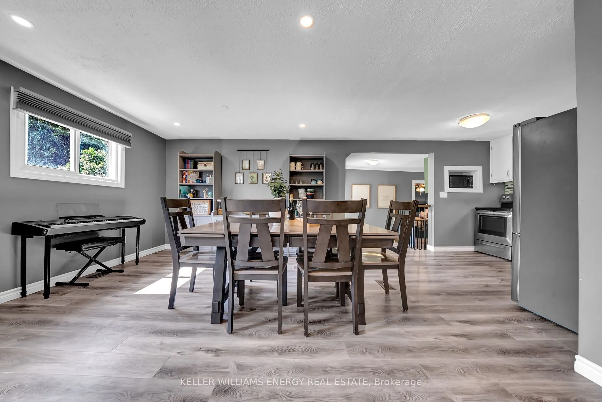 1725 Brownsville Road