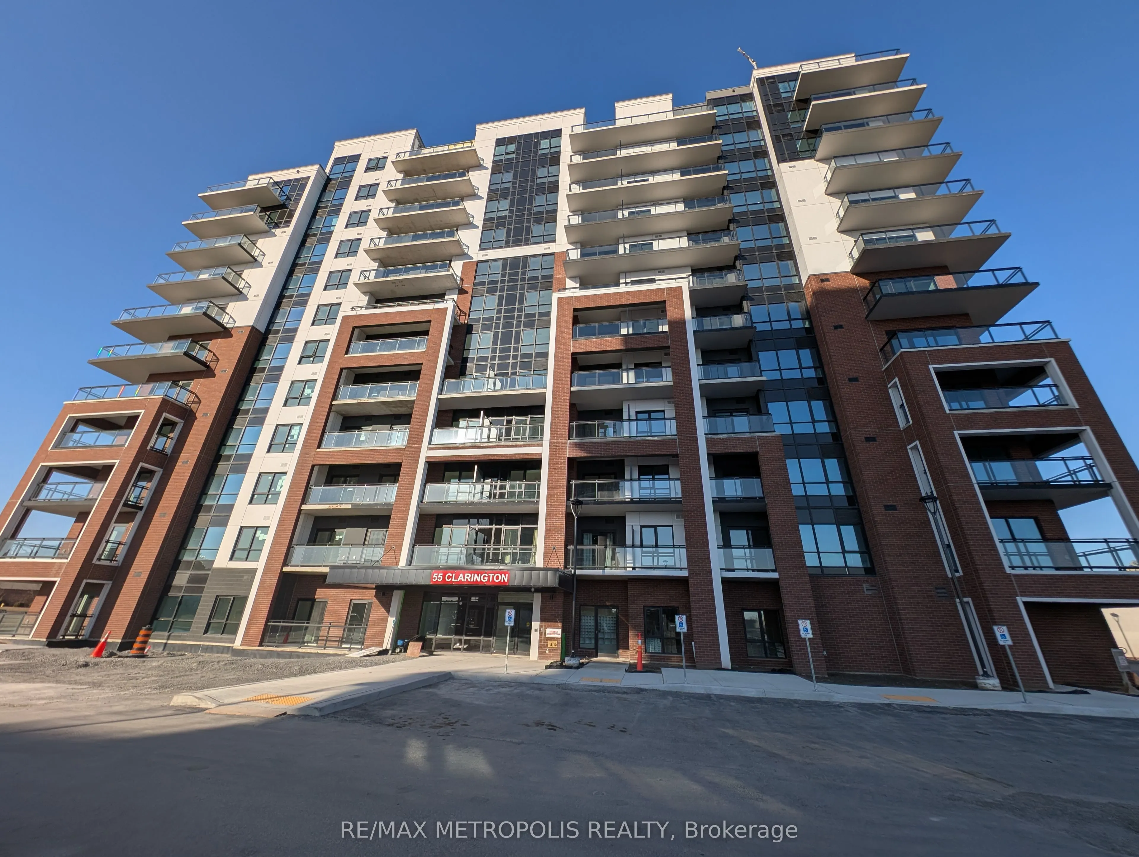 55 Clarington Boulevard, #207