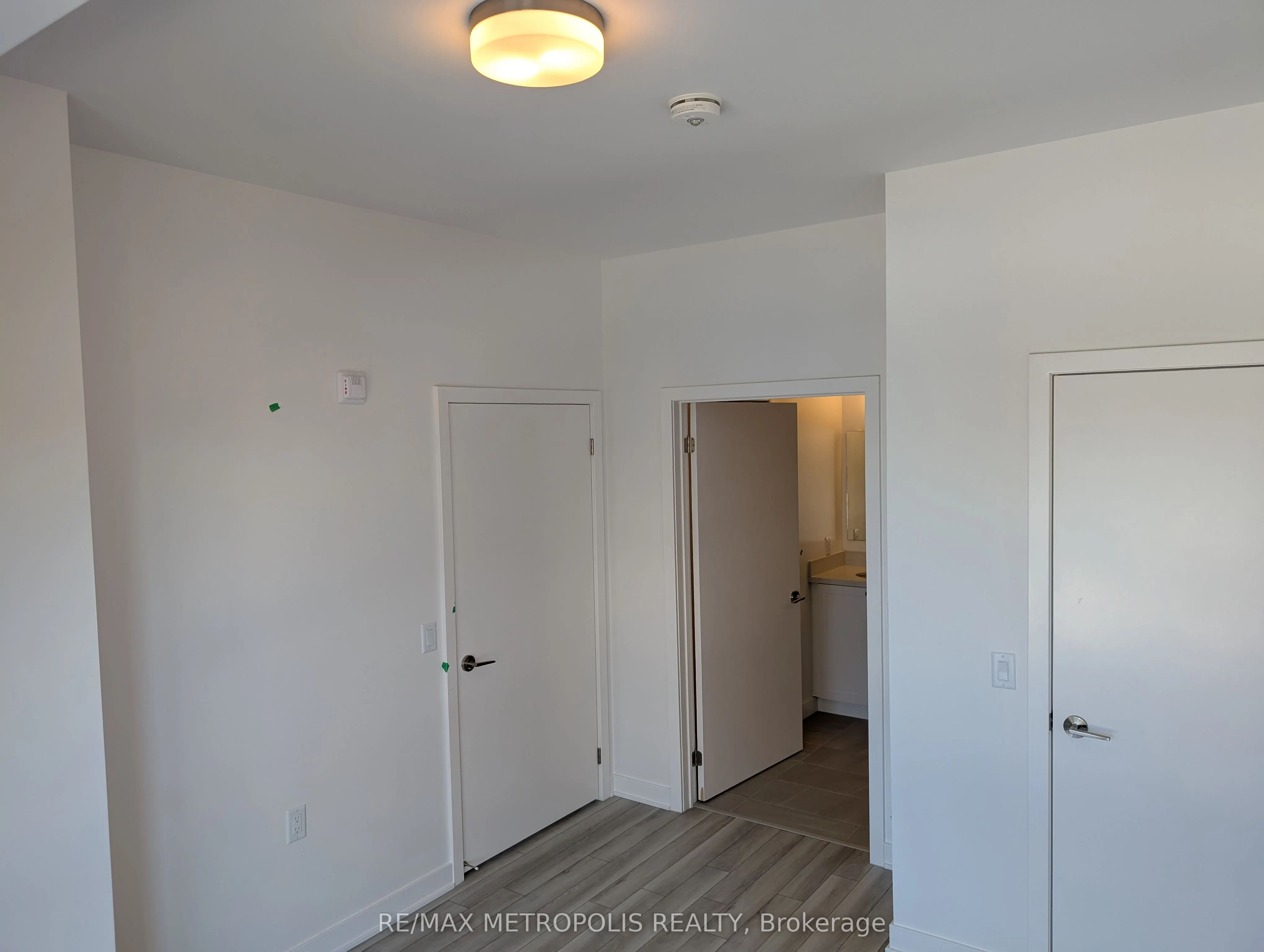 55 Clarington Boulevard, #207