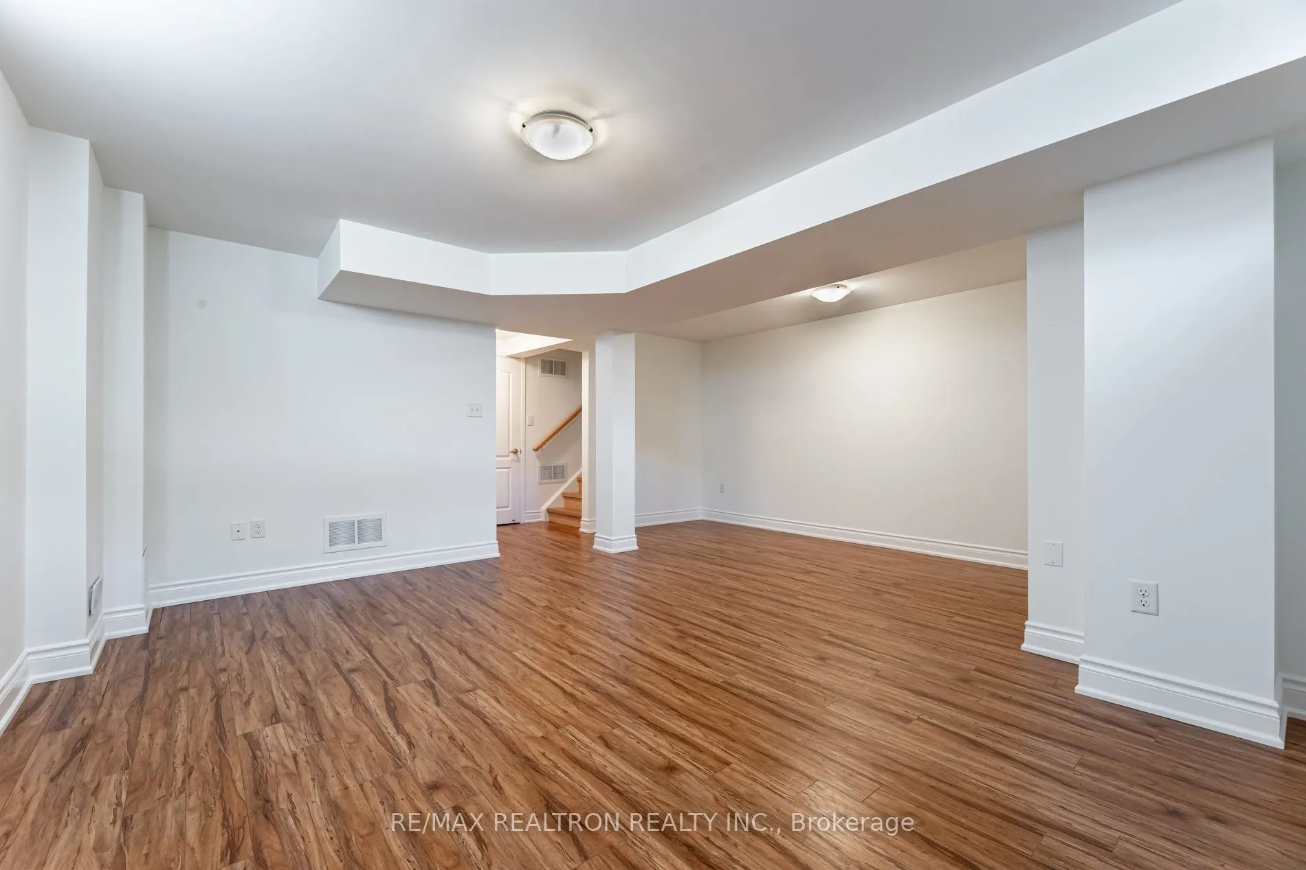 18 Summerside Avenue