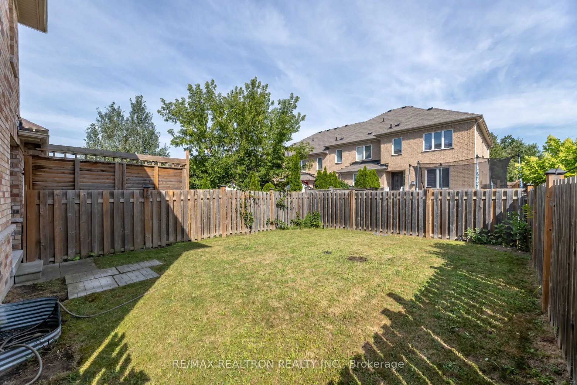 18 Summerside Avenue