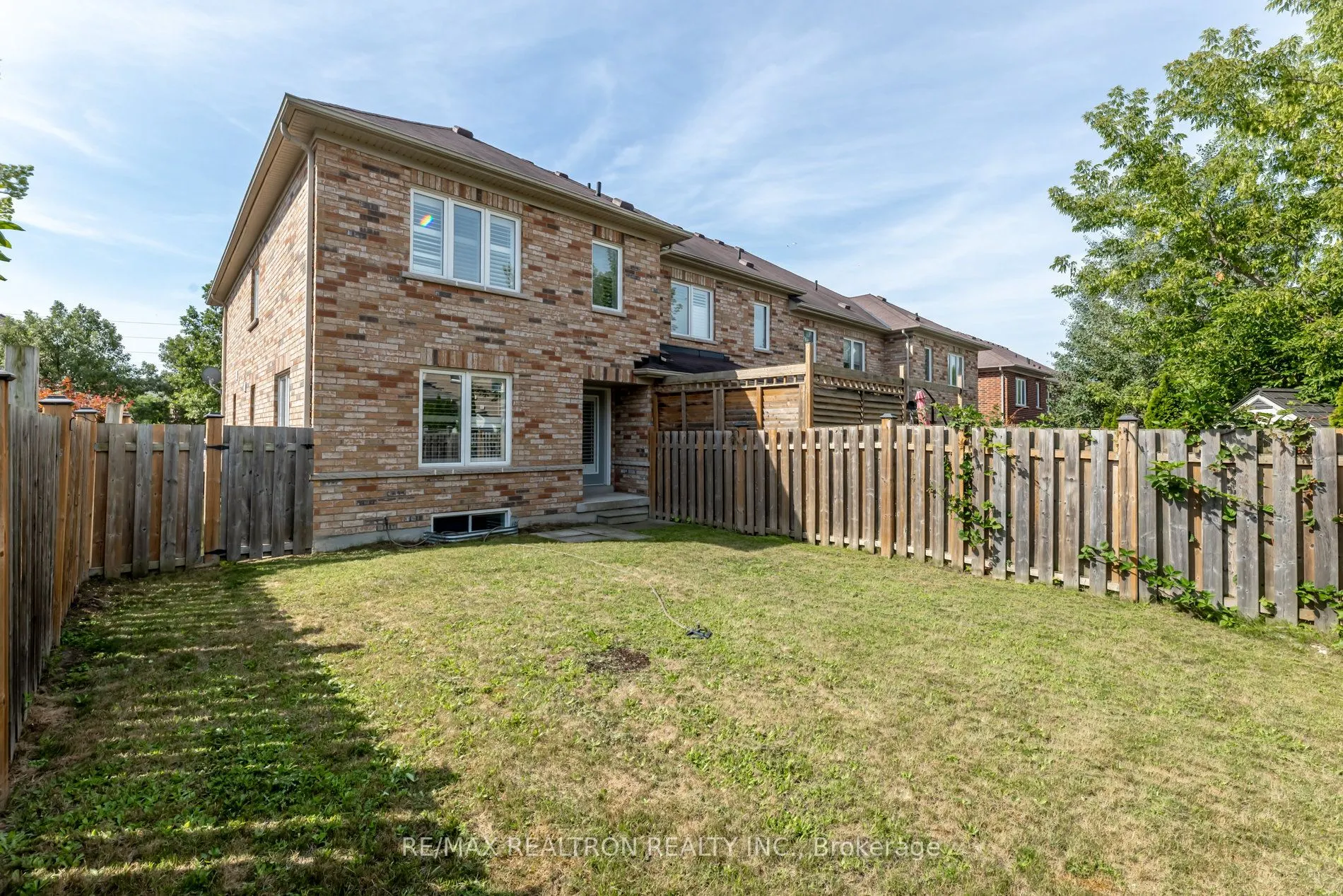 18 Summerside Avenue
