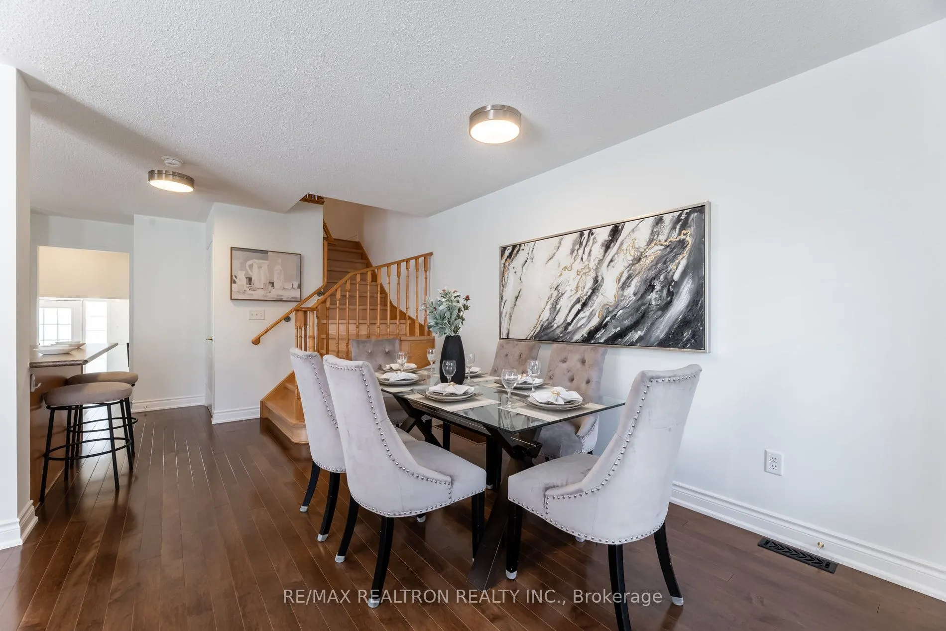 18 Summerside Avenue