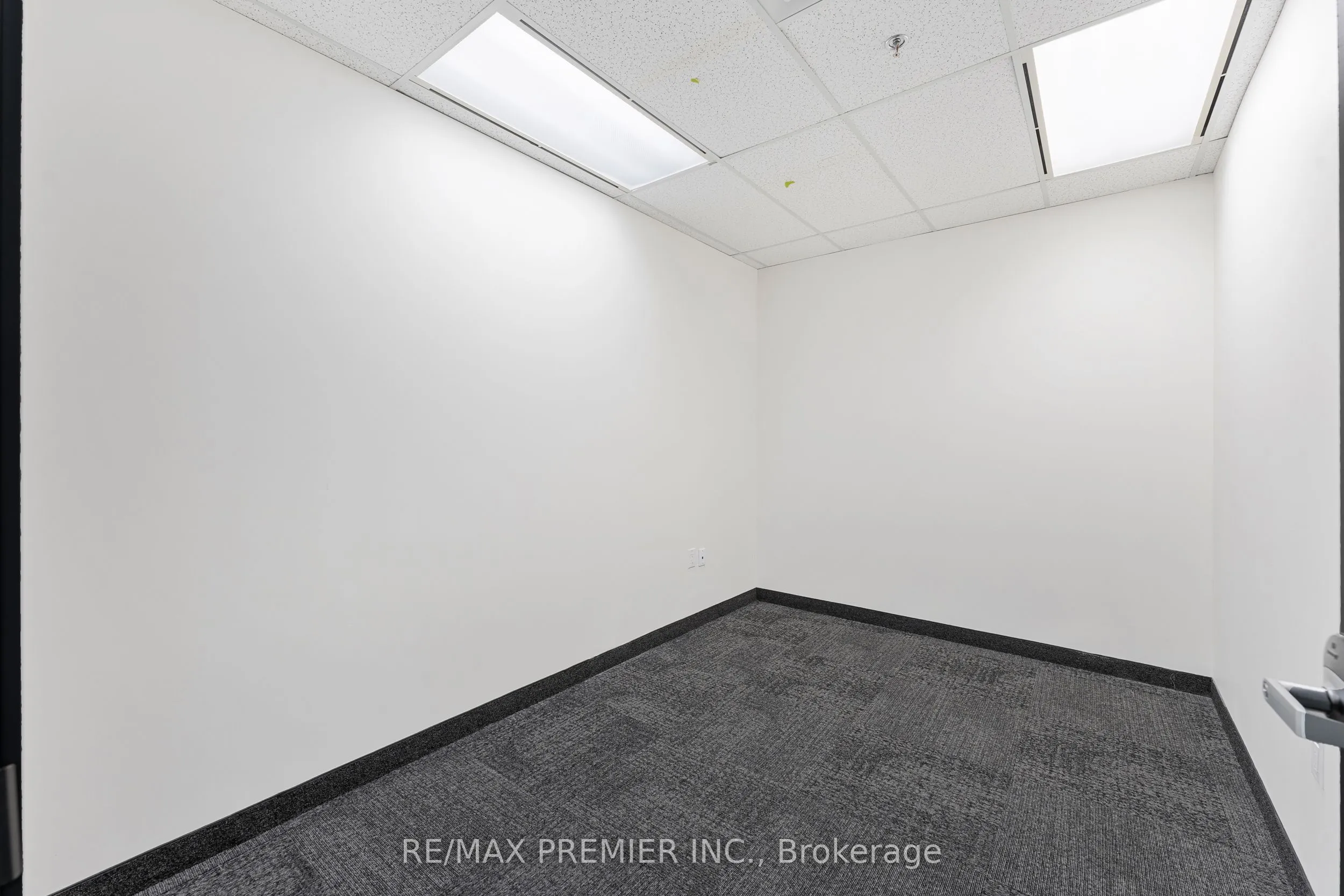 305 Milner Avenue, #700-37