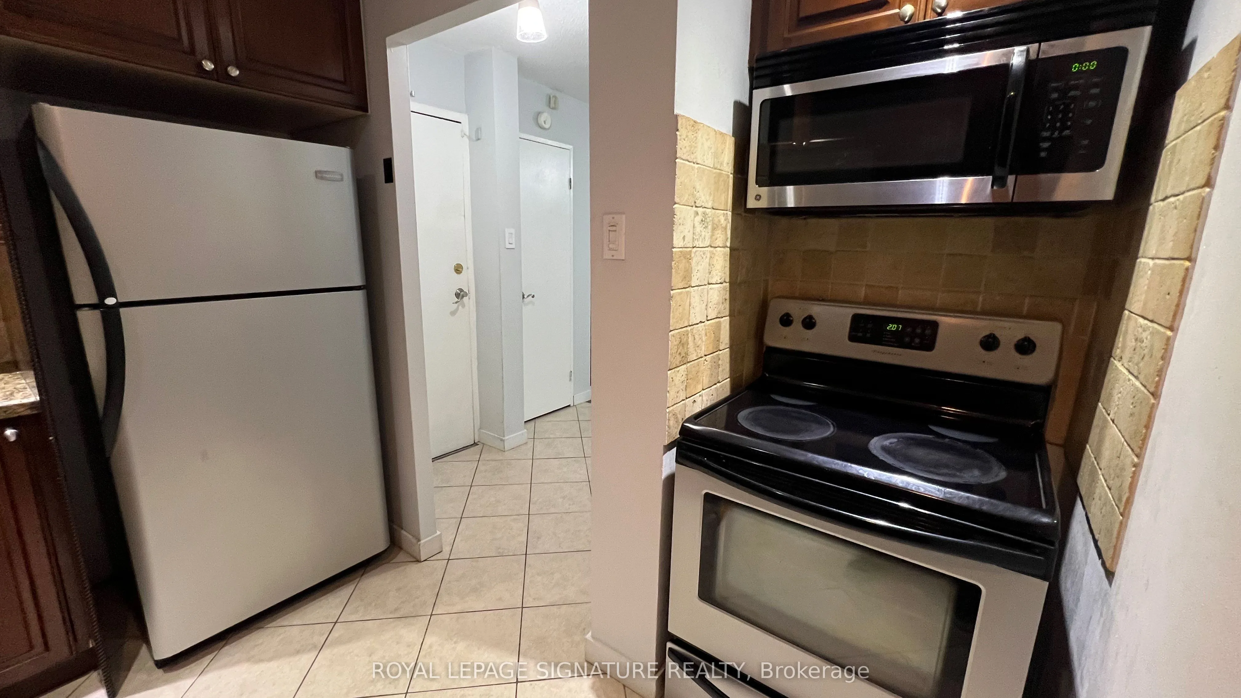 4064 Lawrence Avenue E, #309