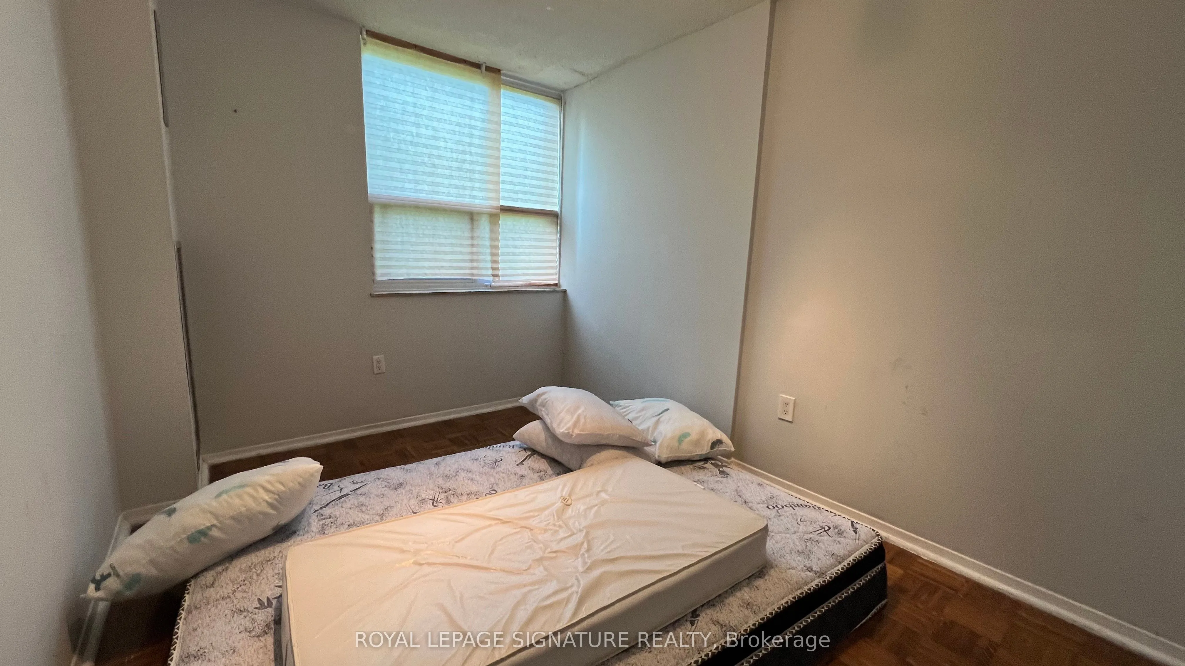 4064 Lawrence Avenue E, #309