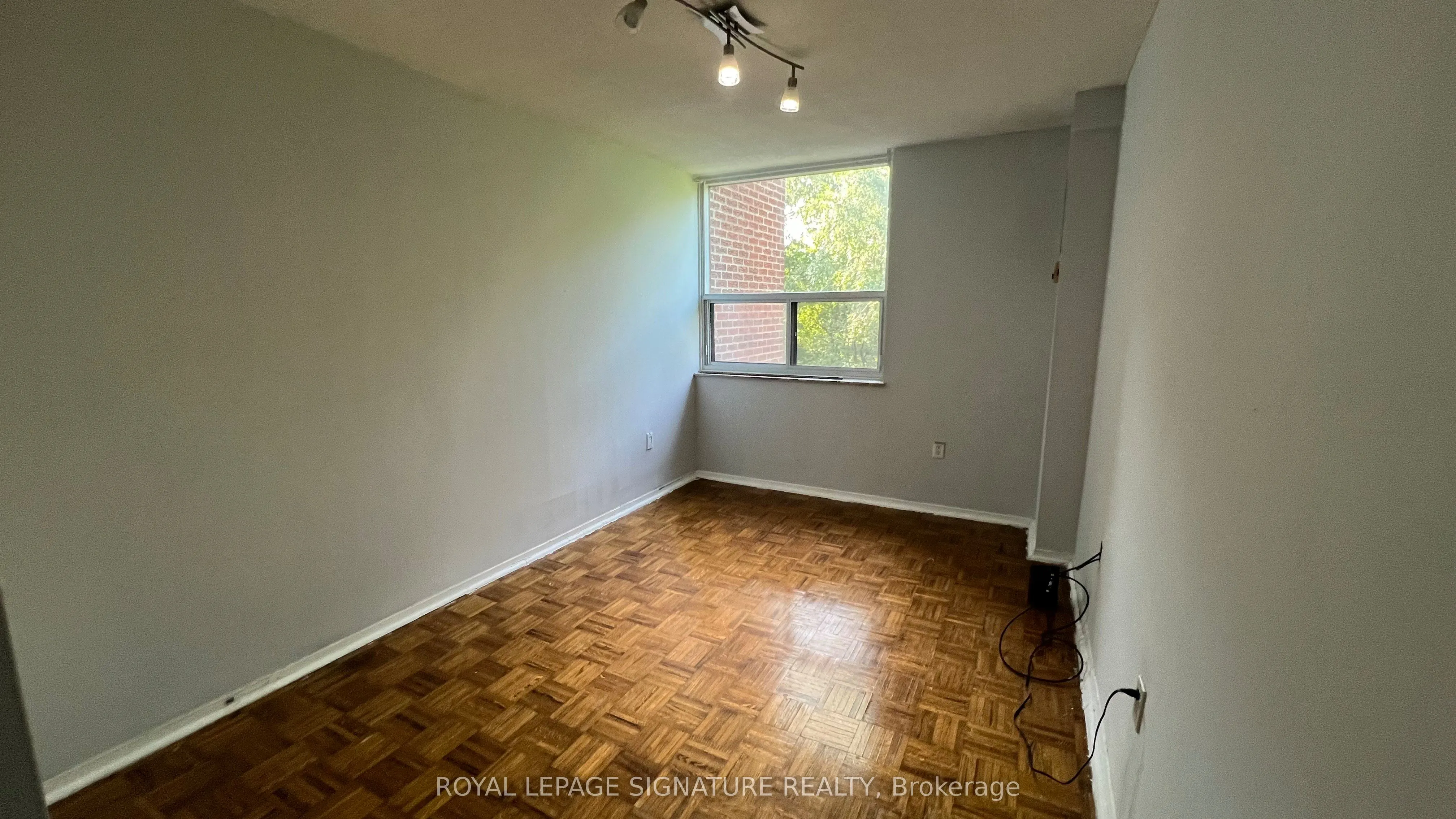 4064 Lawrence Avenue E, #309
