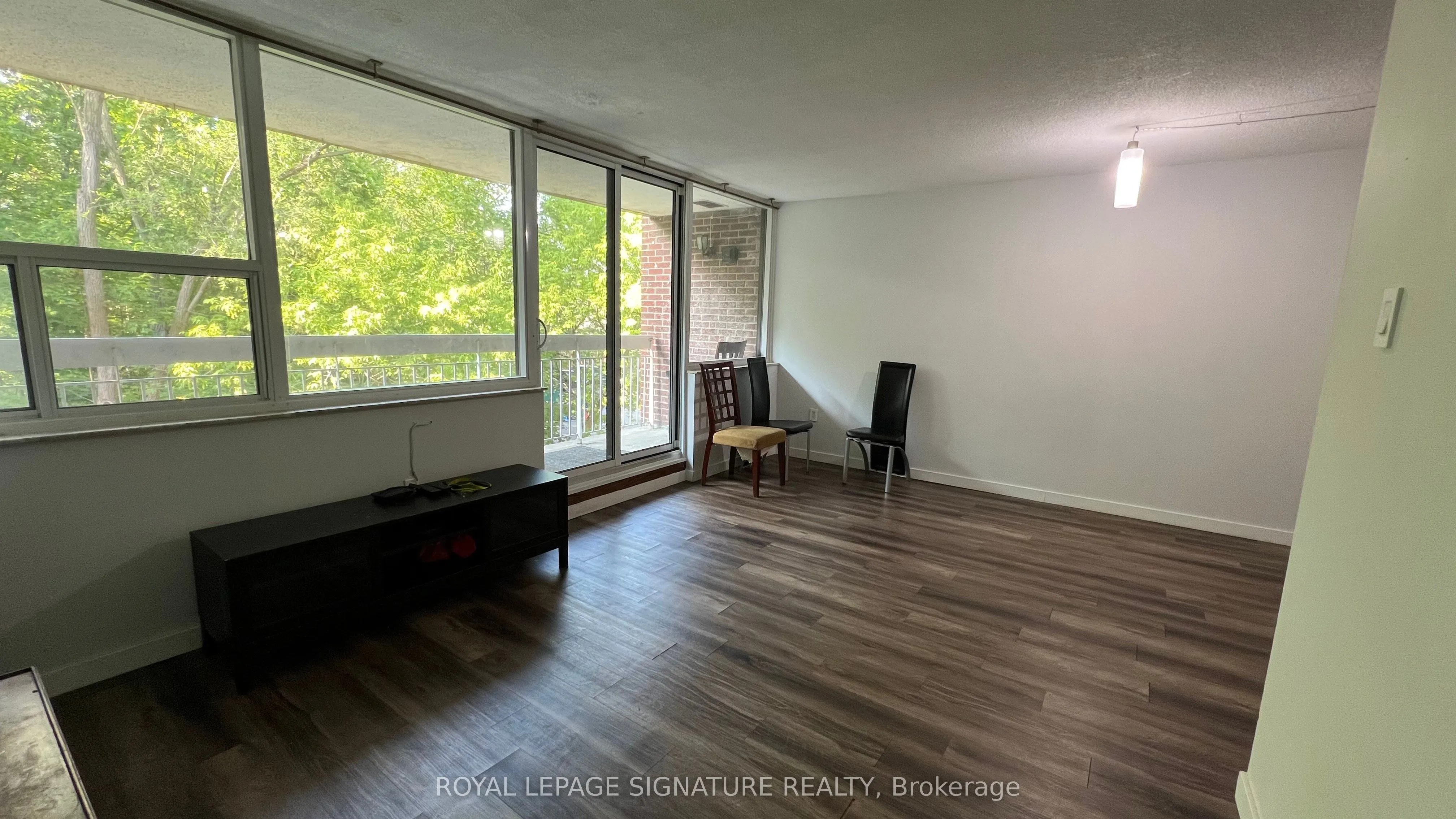 4064 Lawrence Avenue E, #309