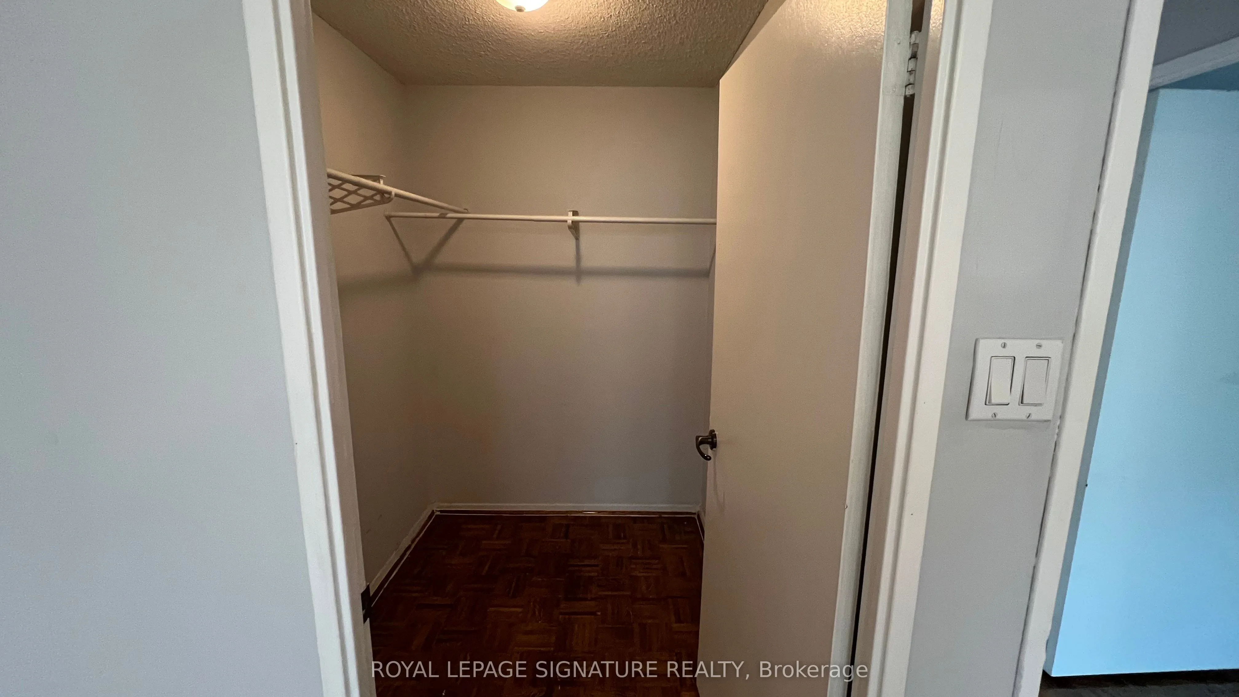 4064 Lawrence Avenue E, #309