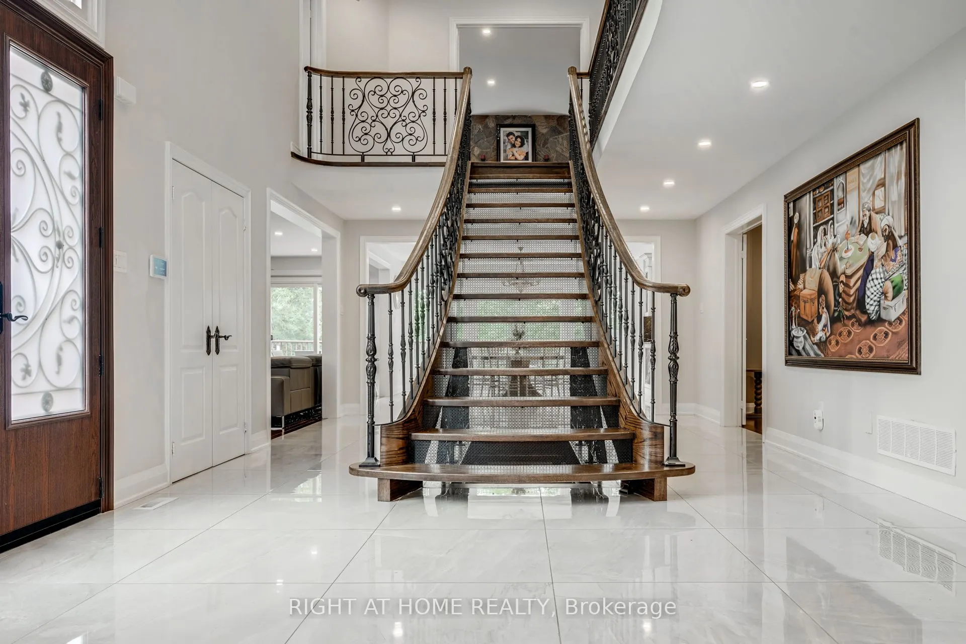 35 Sayor Drive
