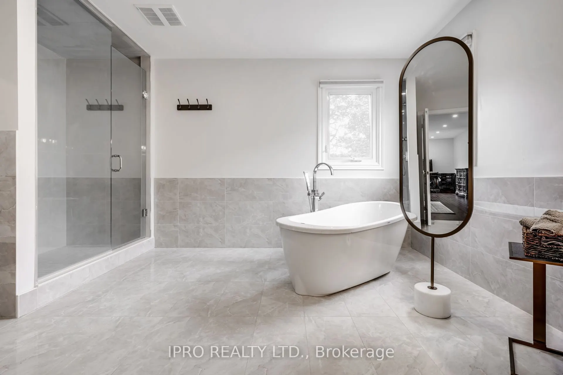 35 Sayor Drive