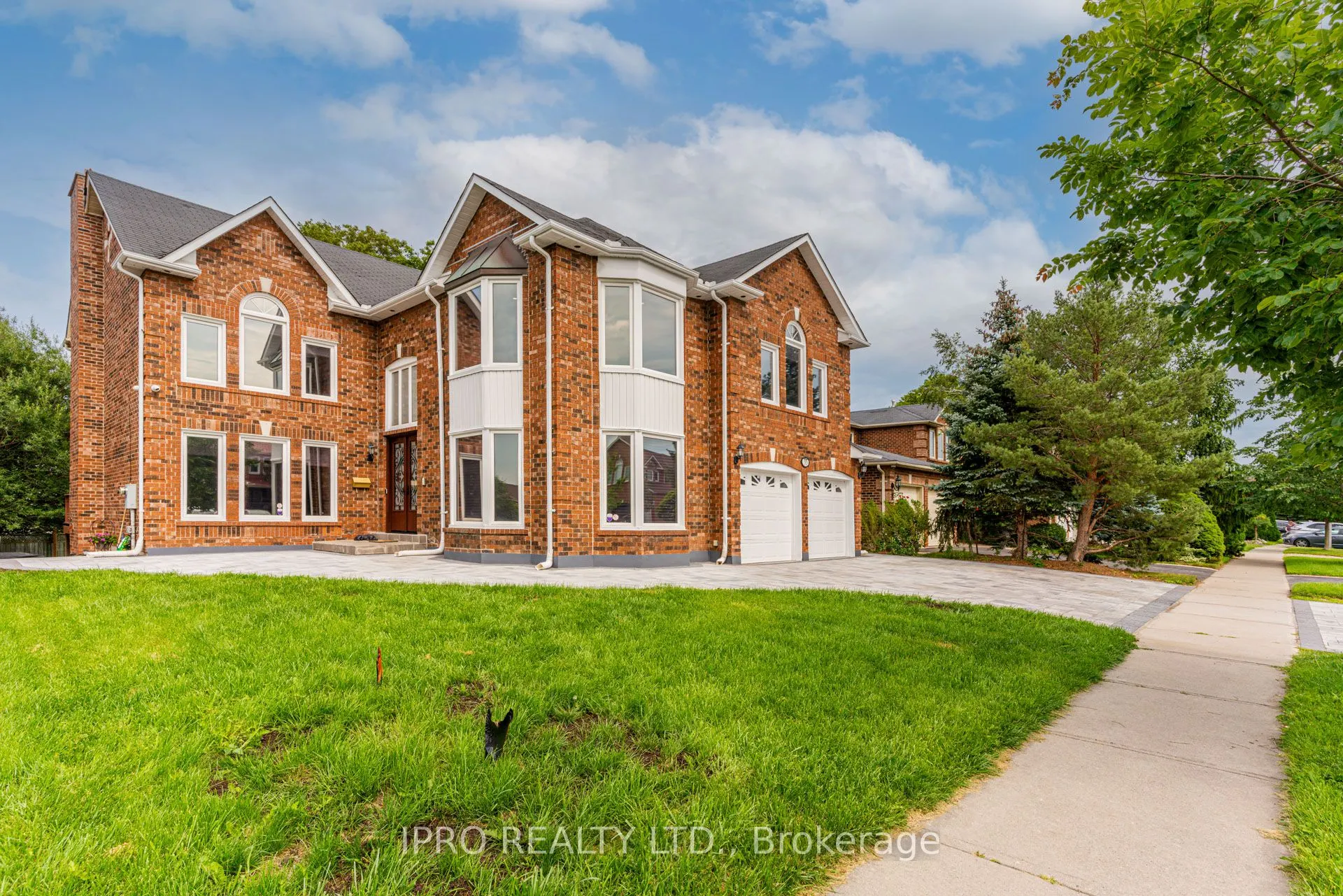 35 Sayor Drive