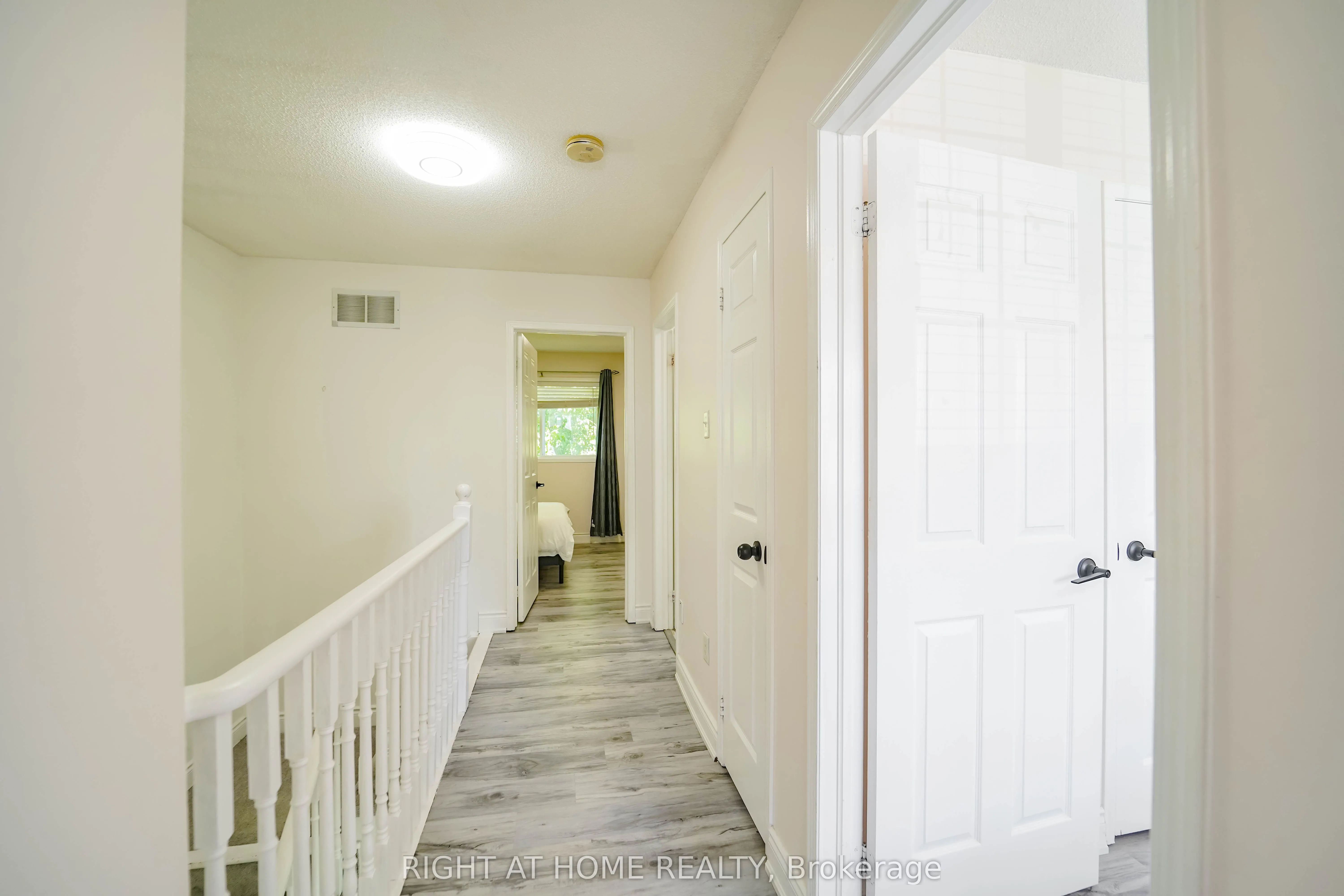 211 Andona Crescent