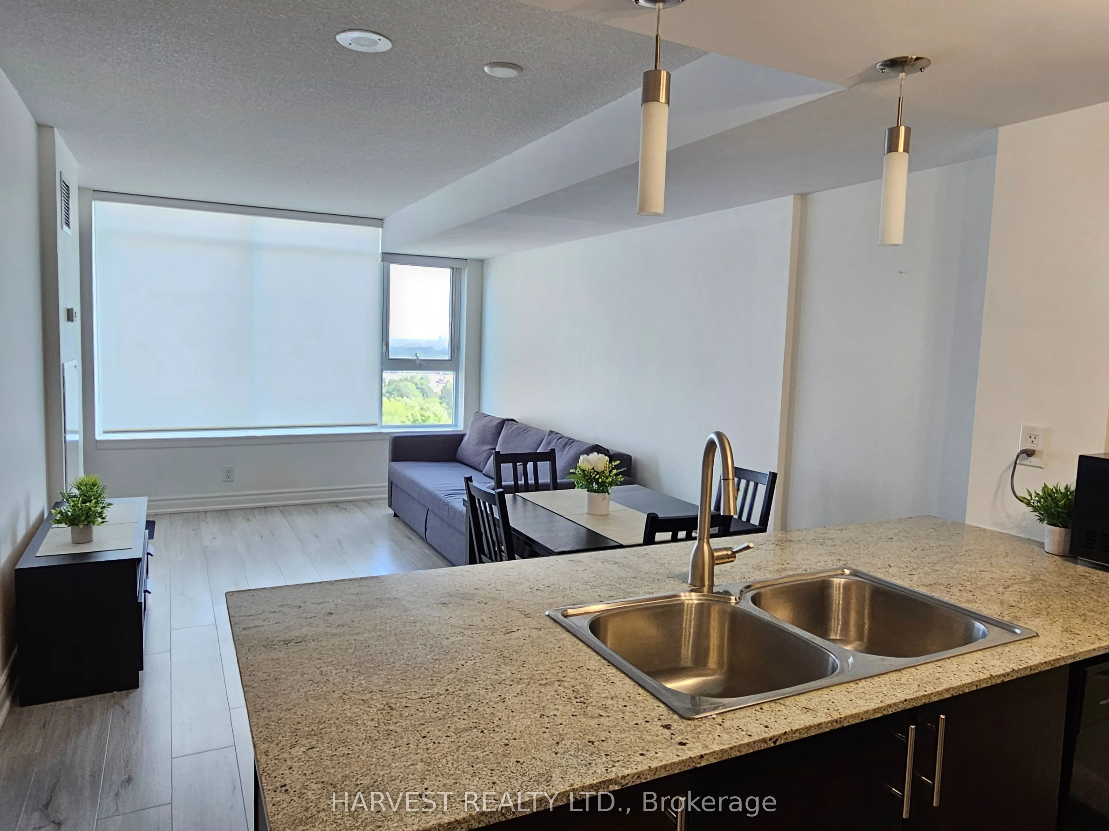 25 Town Centre Court, #1806
