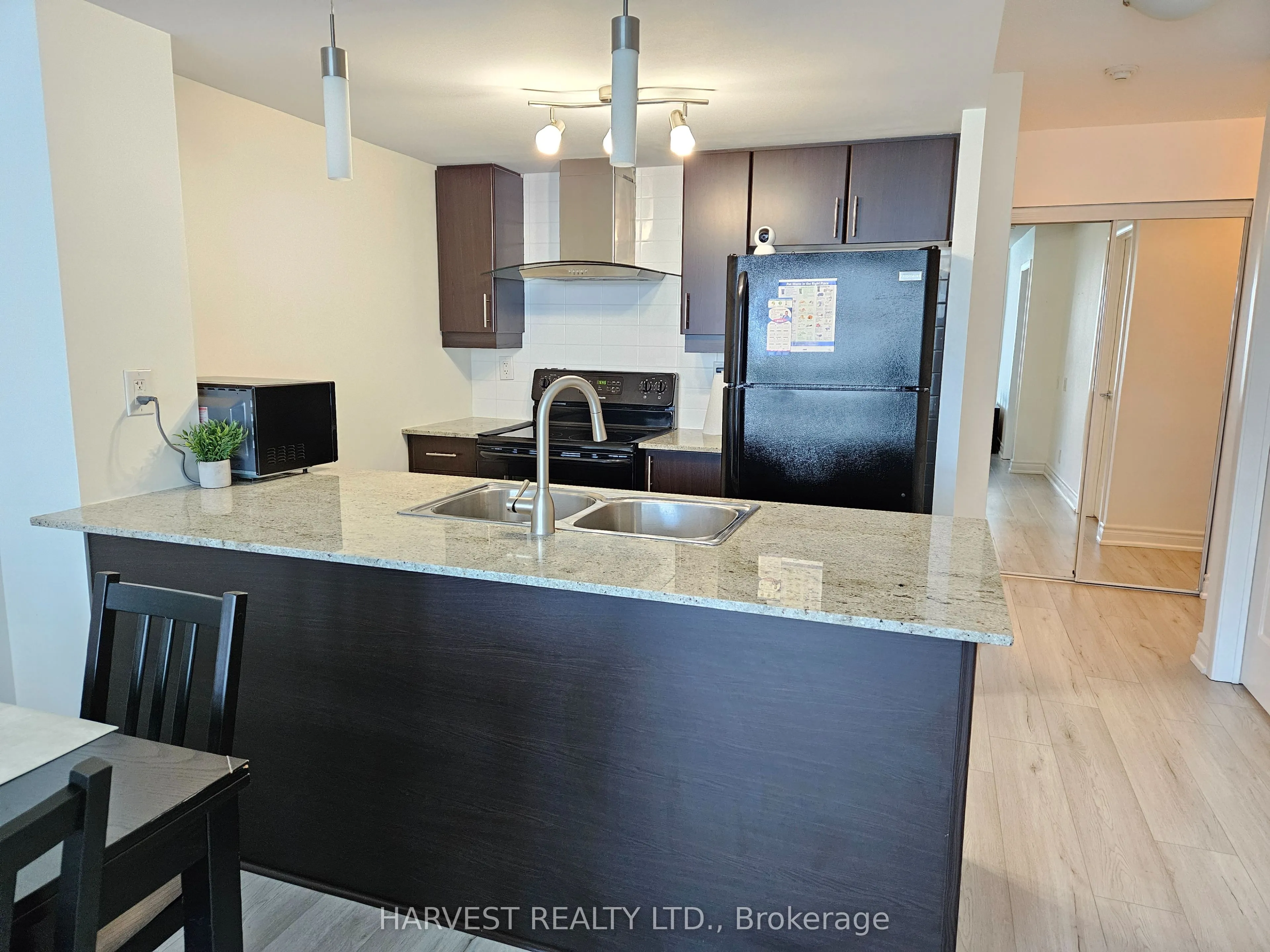 25 Town Centre Court, #1806