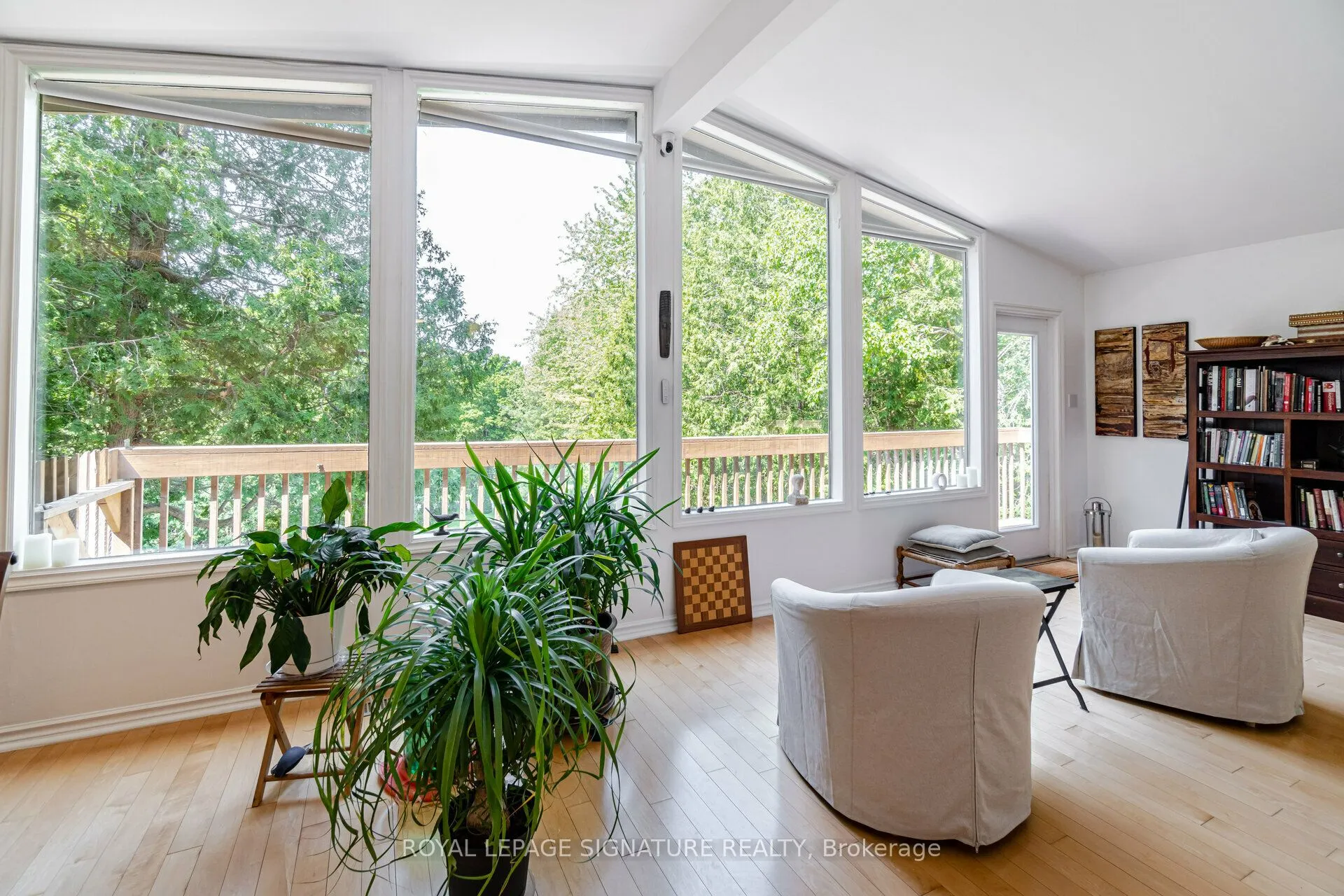 3225 Greenwood Road