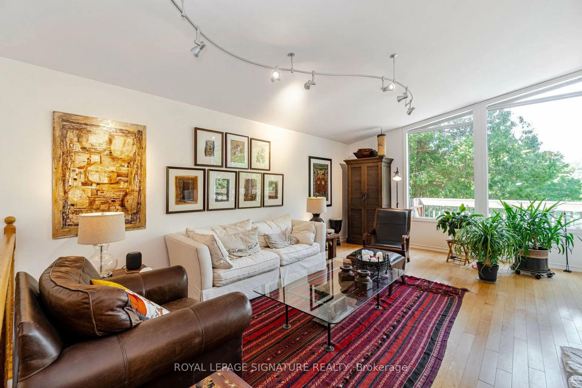 3225 Greenwood Road