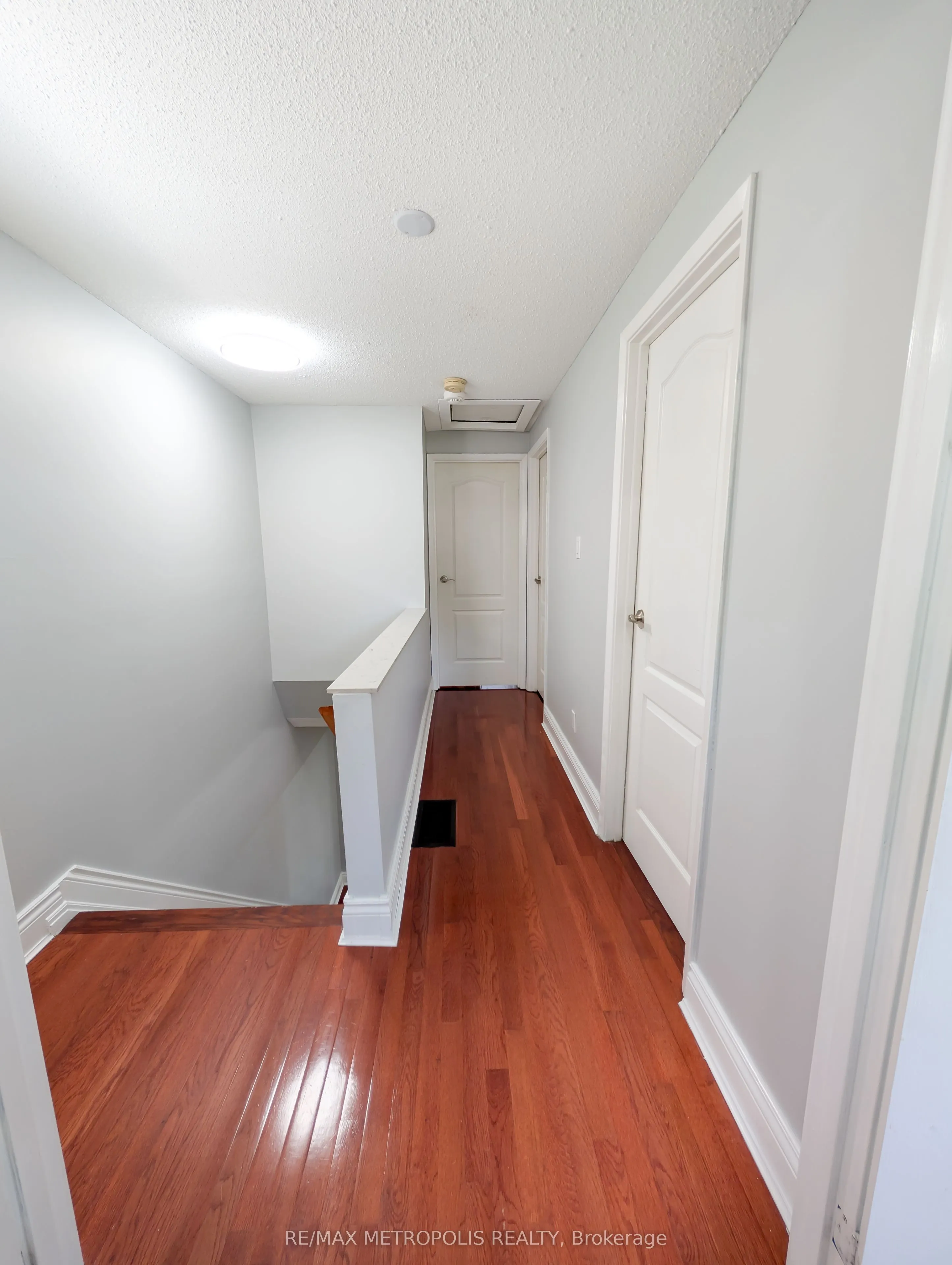 359 Calvert Court