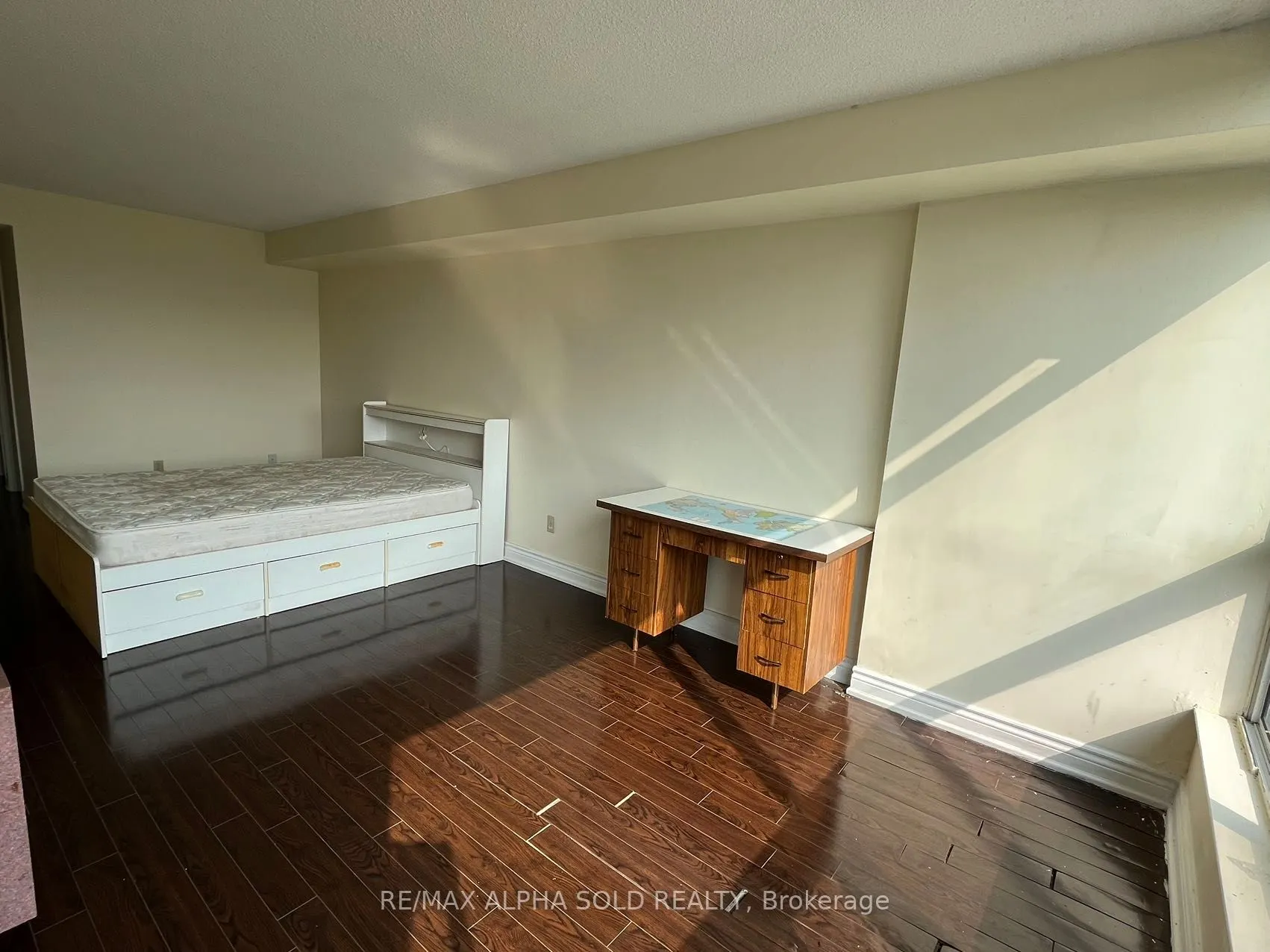 4727 Sheppard Avenue E, #303