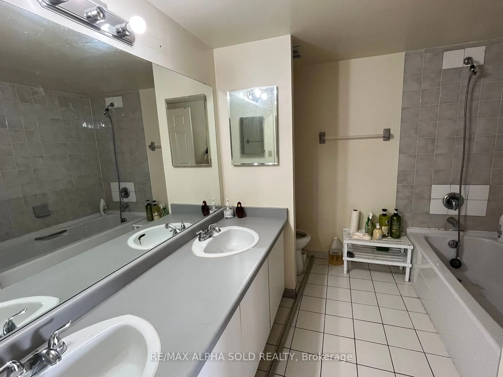 4727 Sheppard Avenue E, #303