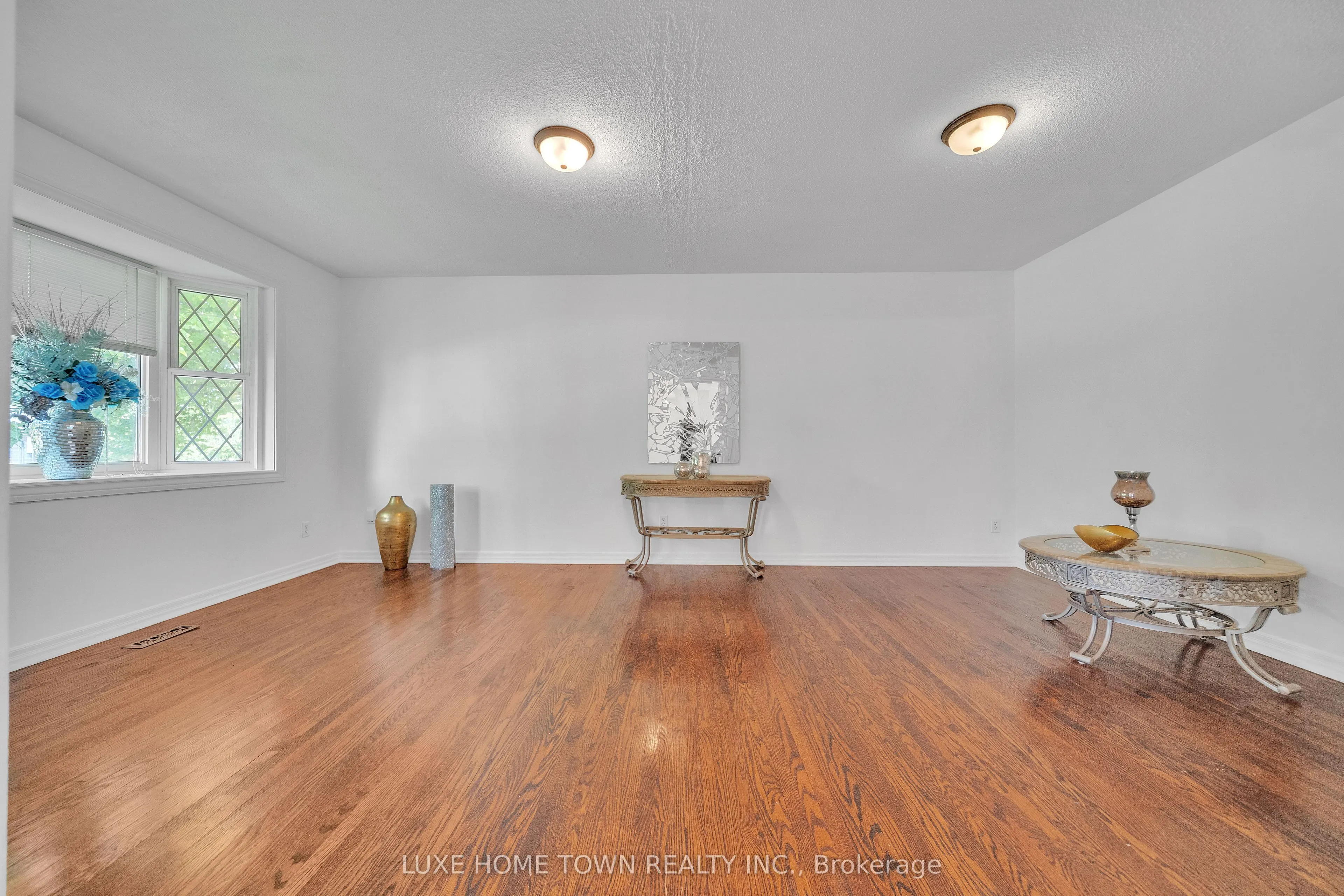 764 Hillcrest Road