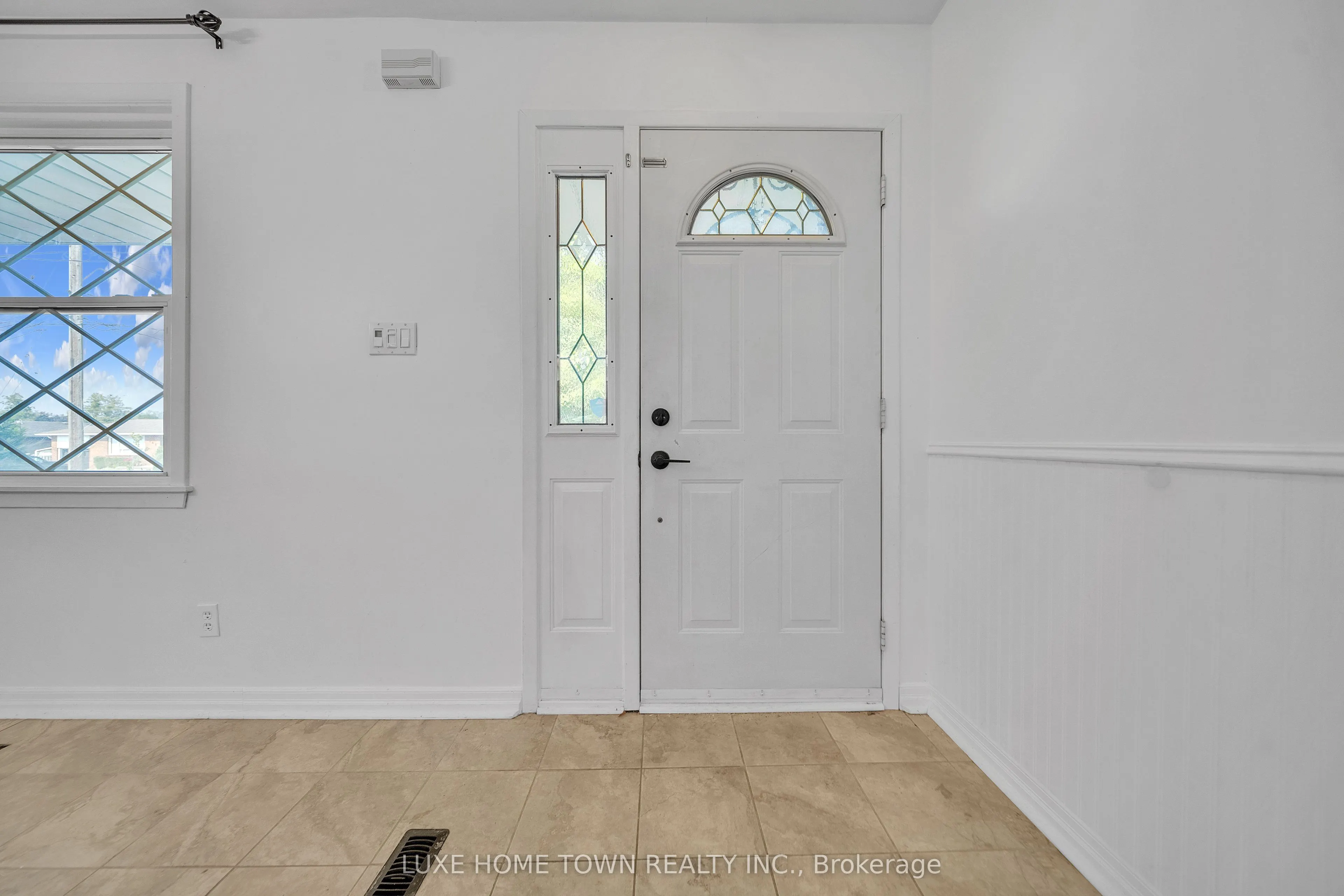764 Hillcrest Road