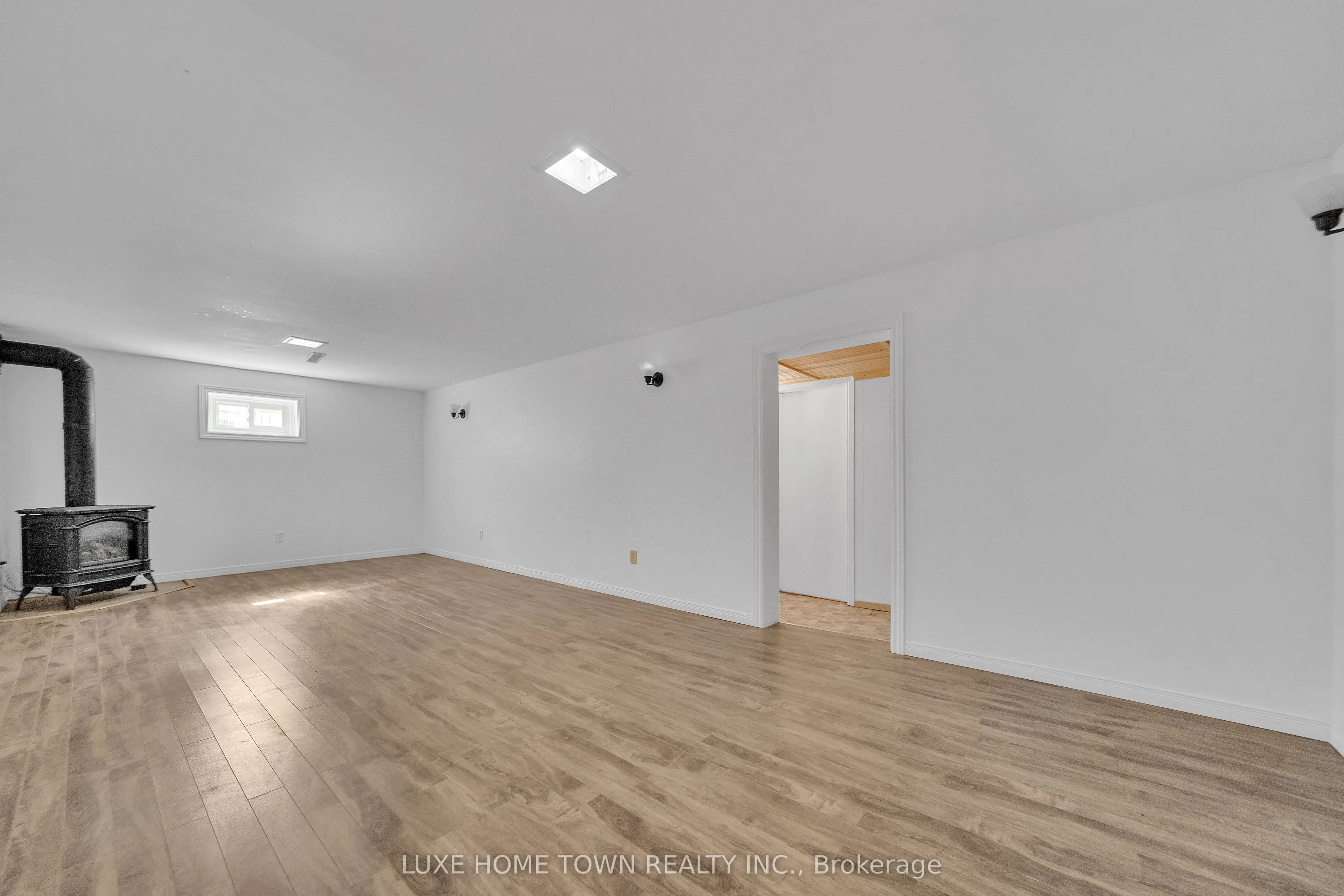 764 Hillcrest Road
