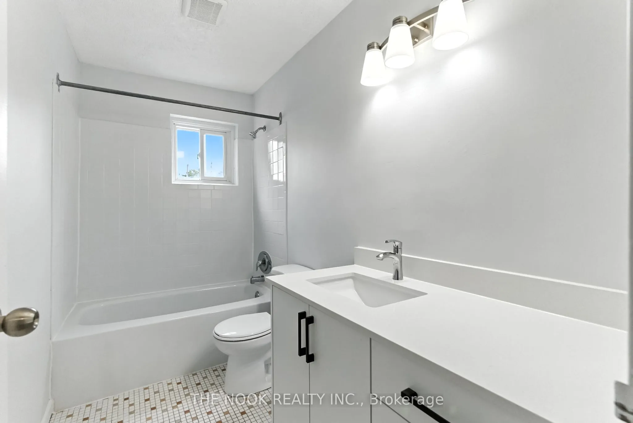 106 Cromwell Avenue, #21
