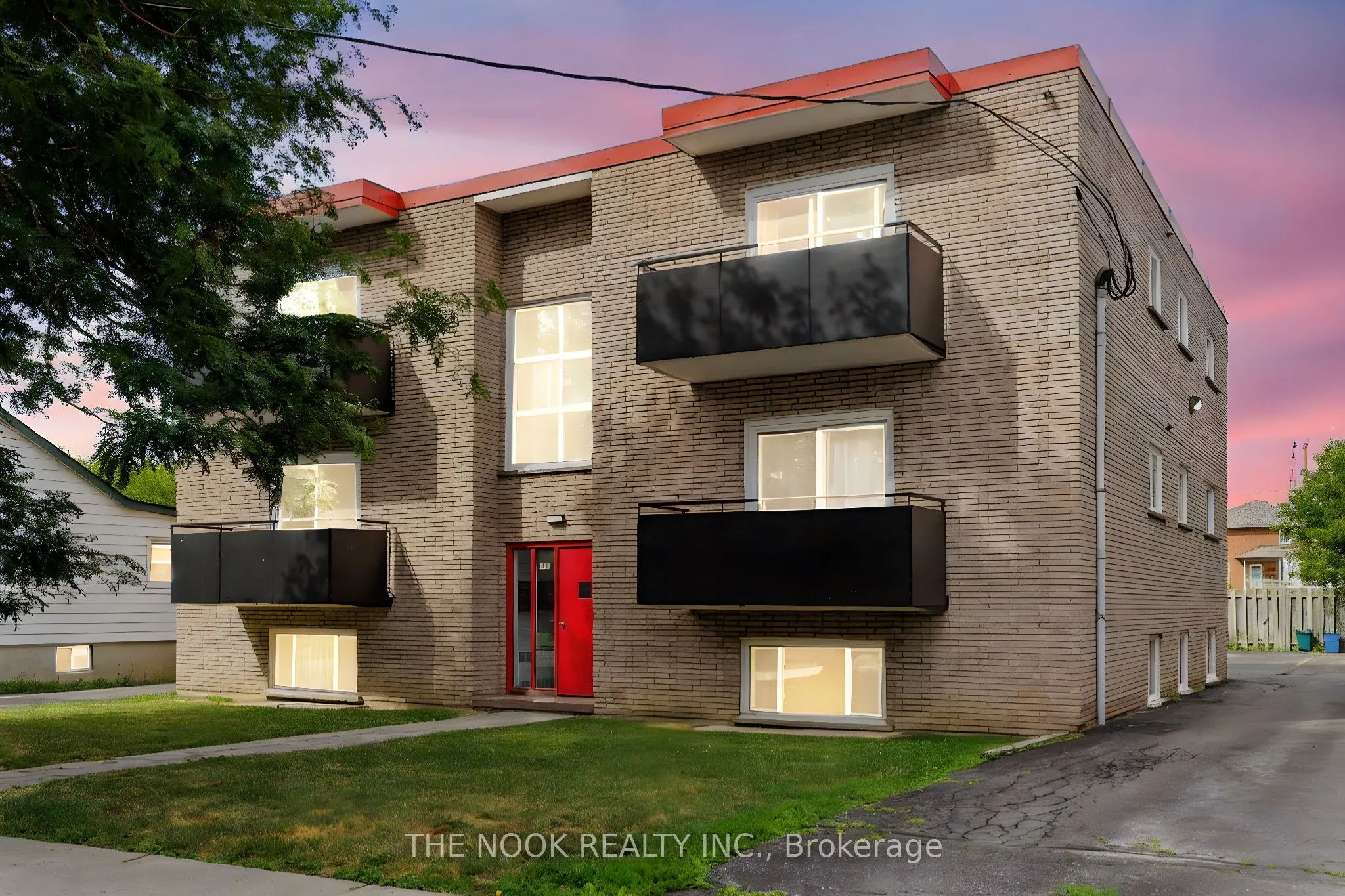 106 Cromwell Avenue, #21