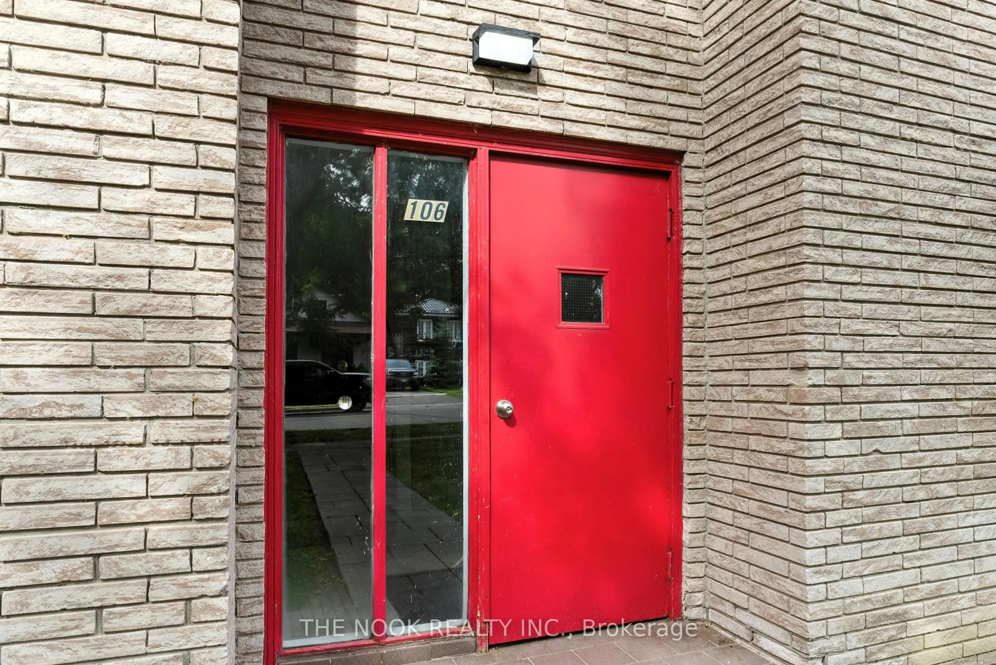 106 Cromwell Avenue, #21
