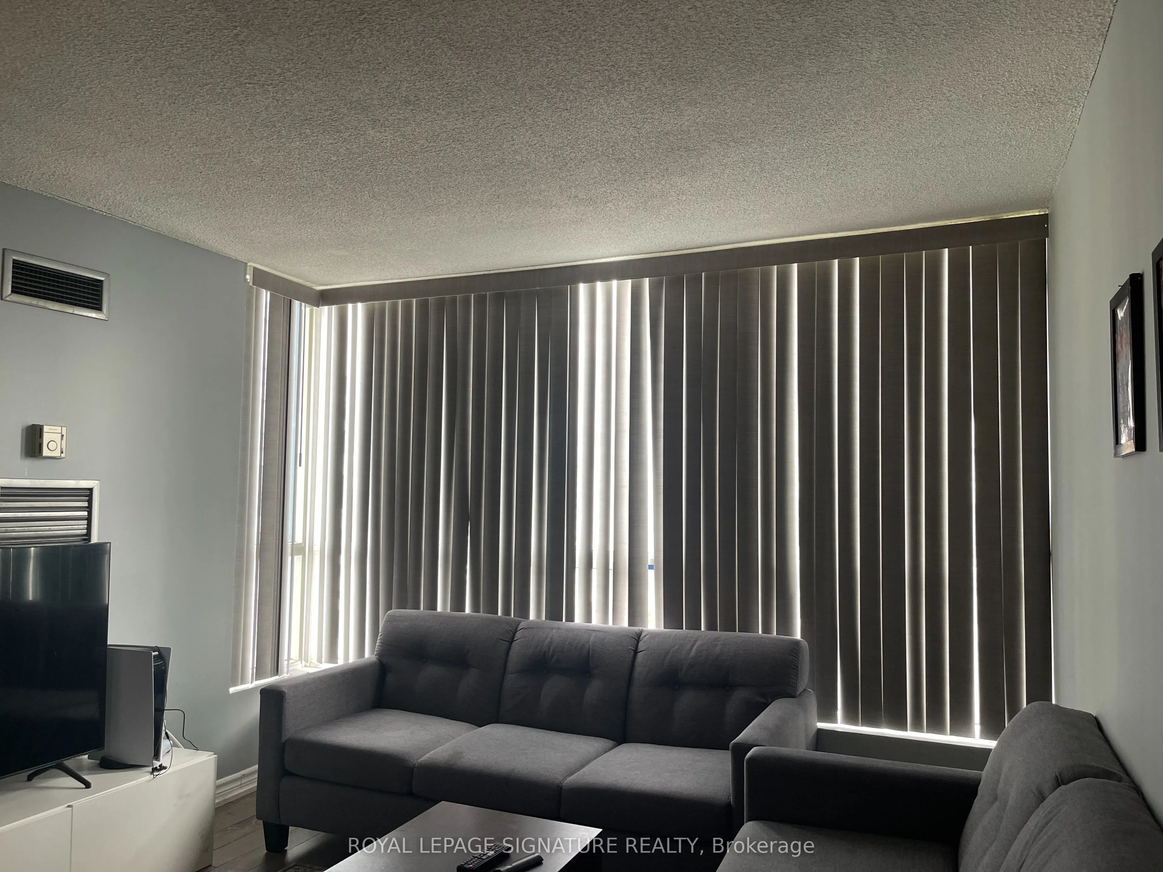 3050 Ellesmere Road, #1604