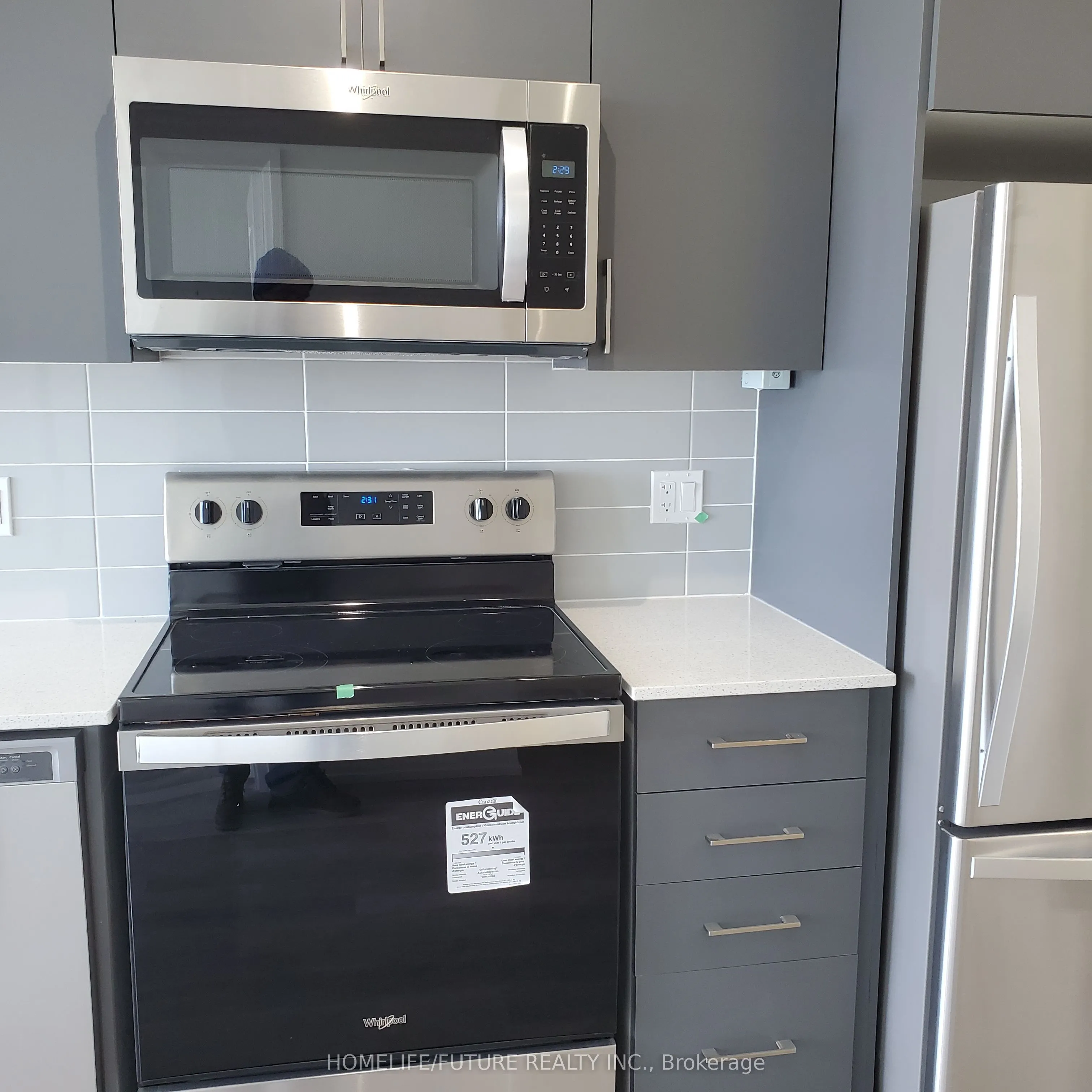 3121 Sheppard Avenue E, #1701